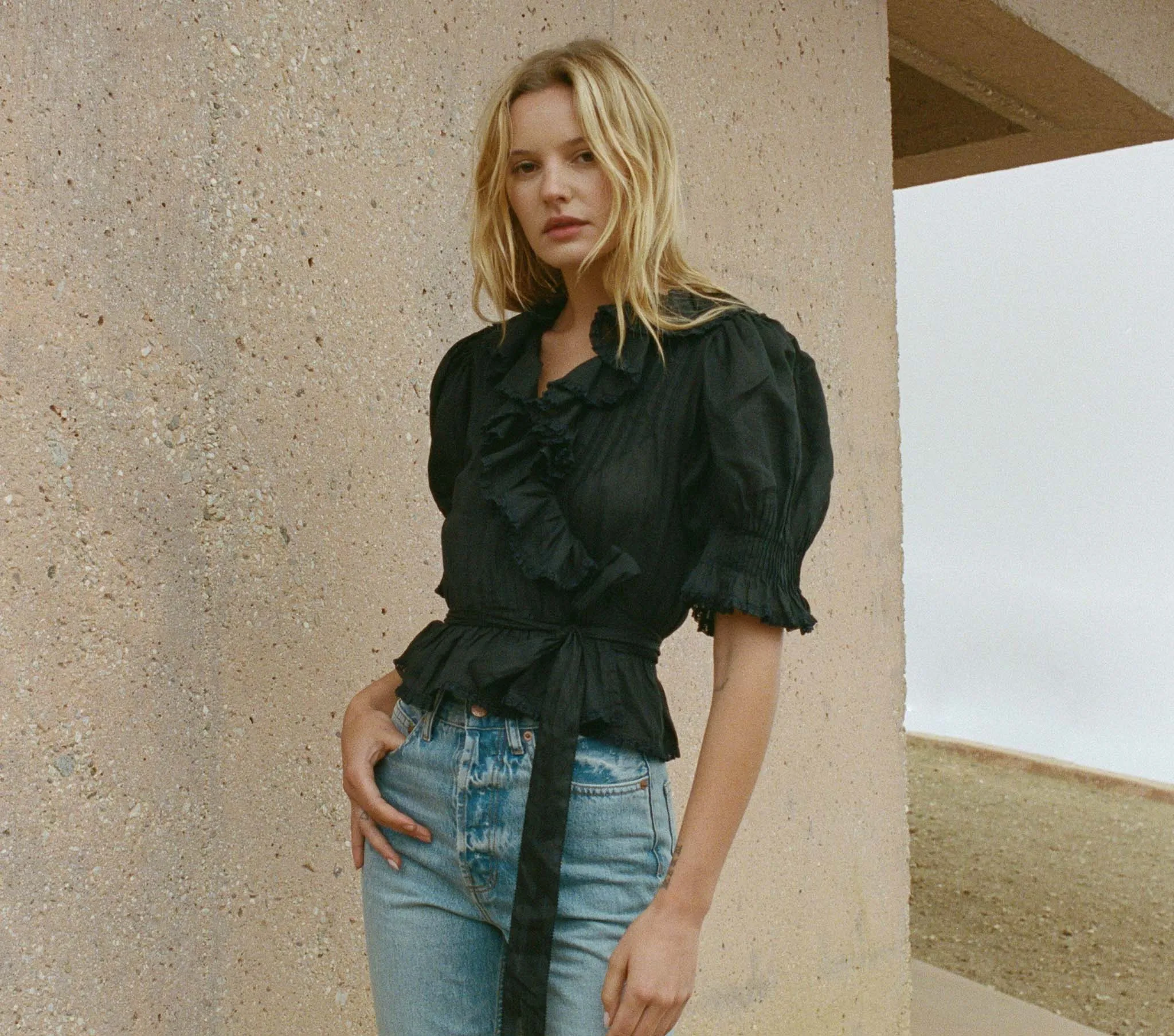 THAMES TOP -- BLACK sold by Doen