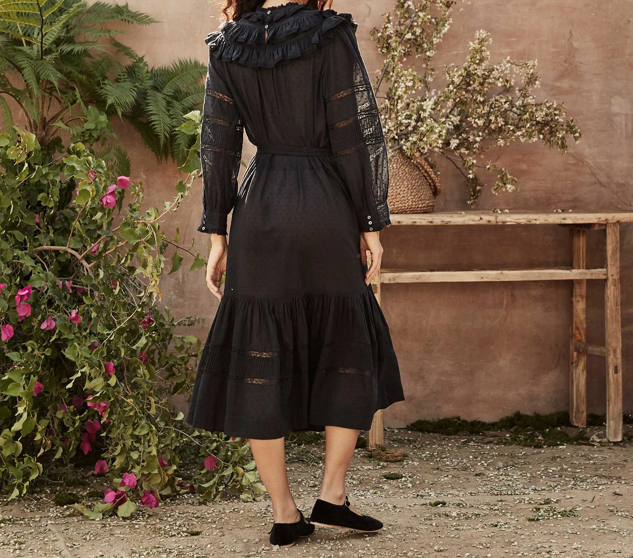 HMD -- AVENA DRESS -- DEEP INK sold by Doen product image thumbnail 2