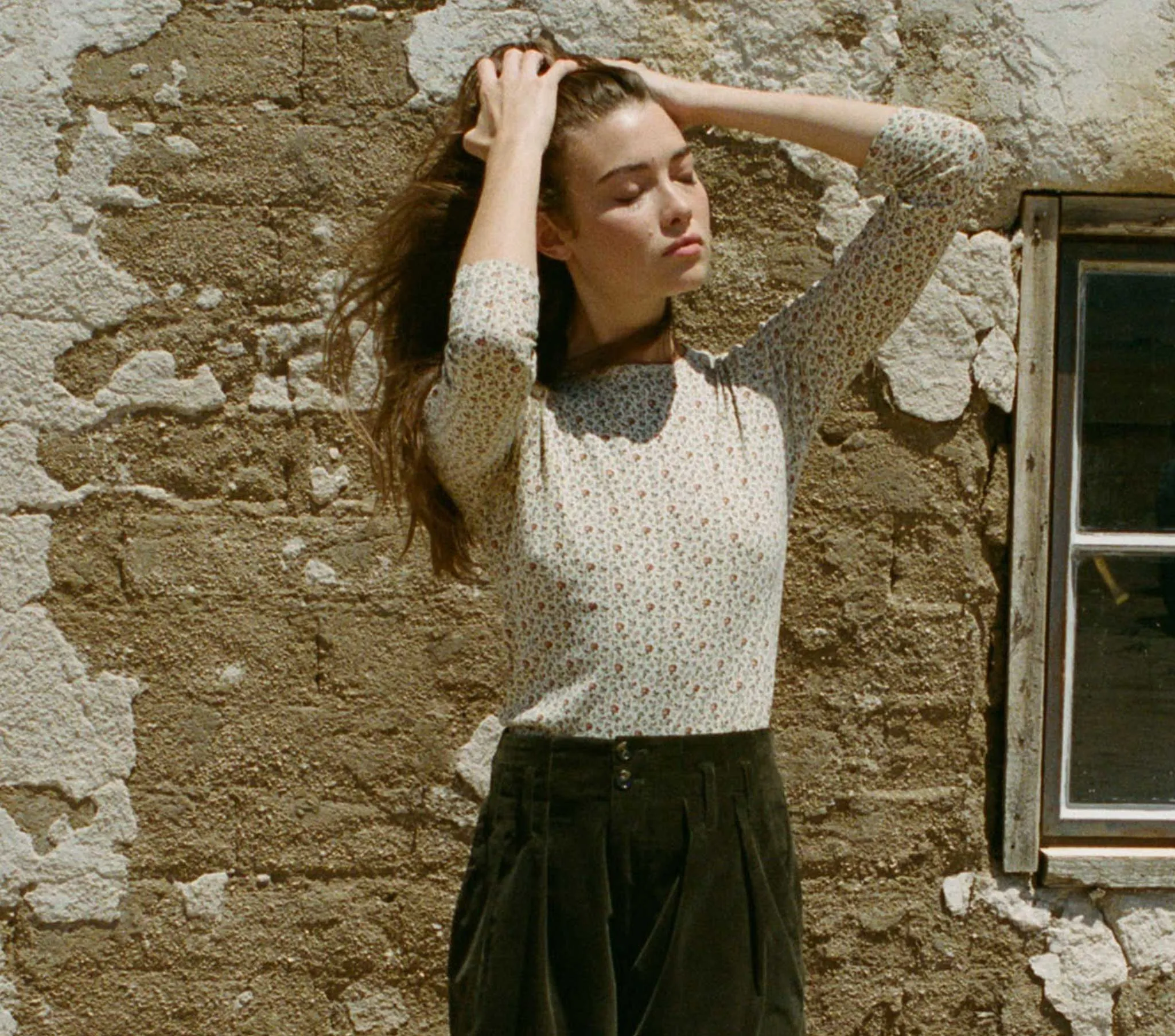 HMD -- ANNIE TEE -- WINDSWEPT DAHLIA sold by Doen