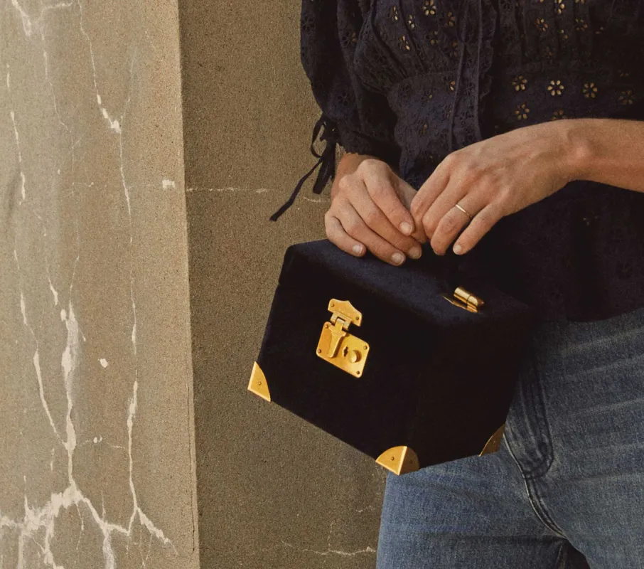 HMD -- TESORO BAG -- BLACK VELVET sold by Doen