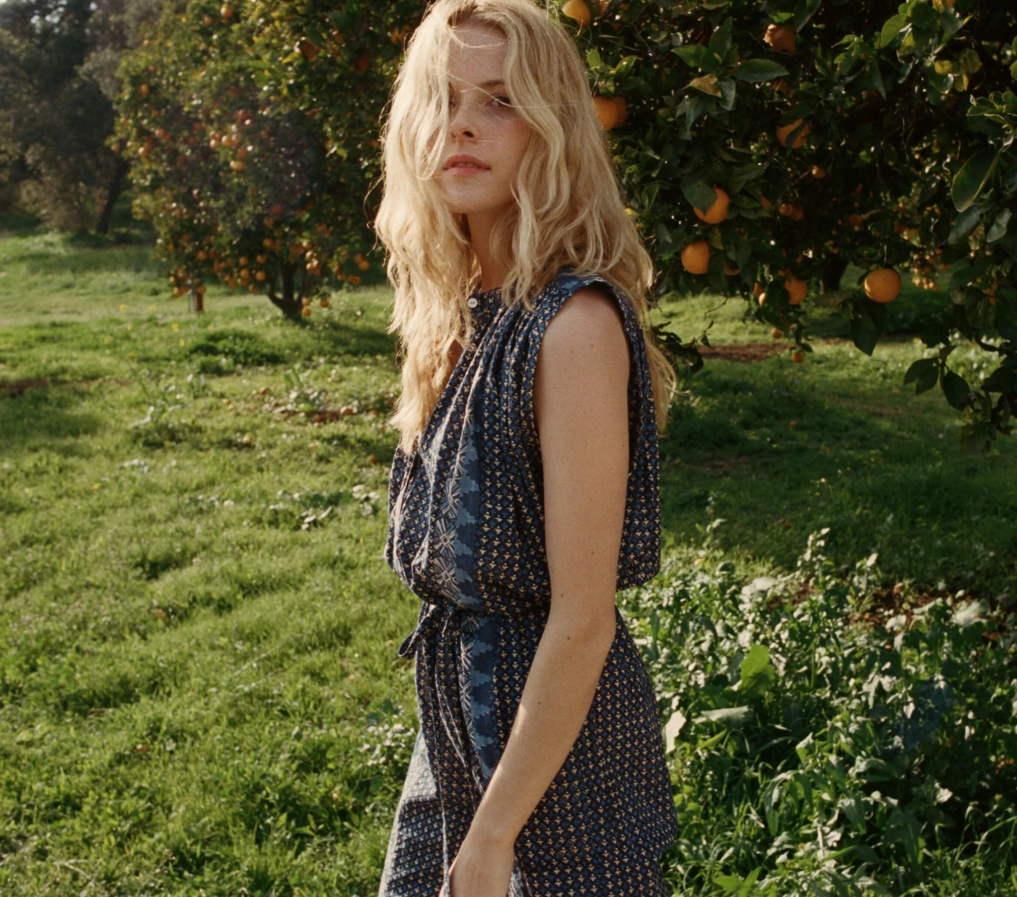 HMD -- GOA JUMPSUIT -- DARK NAVY COMBO BLOCK PRINT sold by Doen product image thumbnail 4