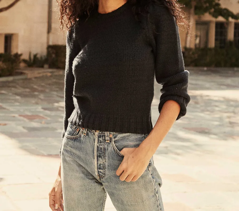 HMD -- MAY SWEATER -- NAVY sold by Doen