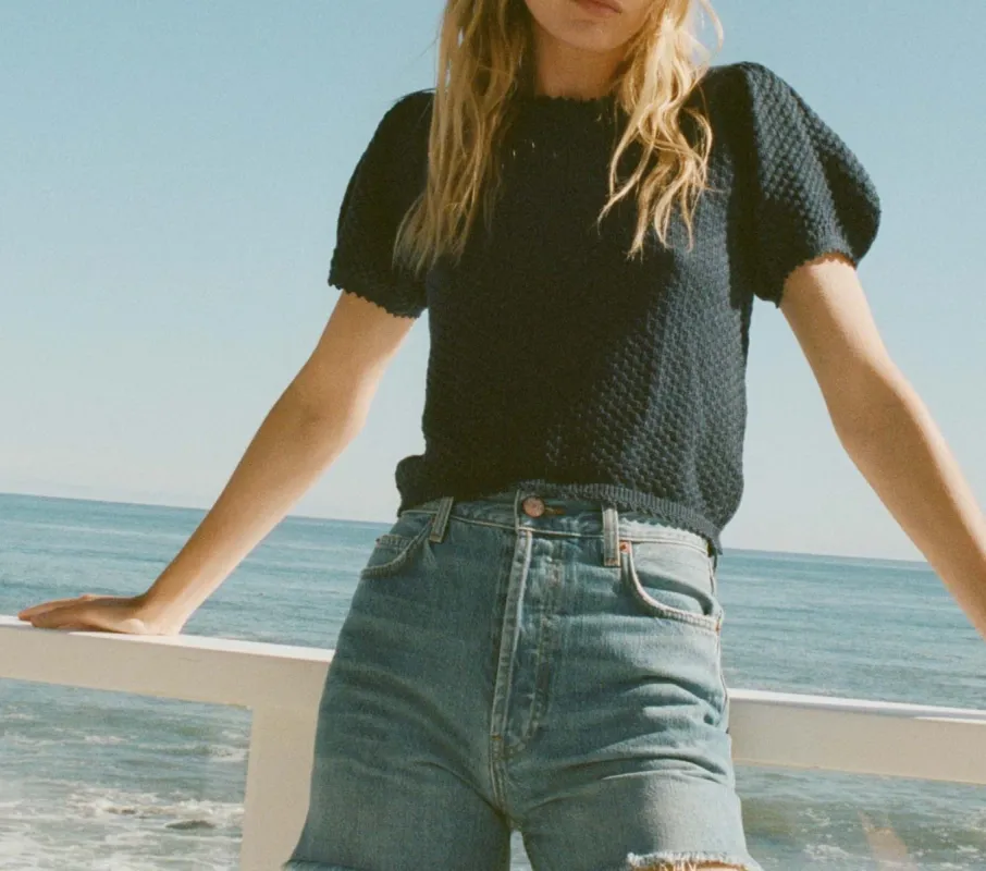 HMD -- CARENA TOP -- MIDNIGHT SAIL sold by Doen