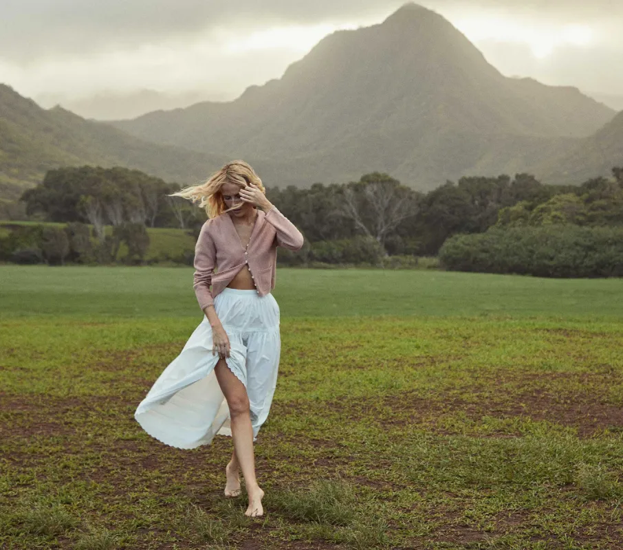 HMD -- HOLBROOK CARDIGAN SWEATER -- BLUSH sold by Doen