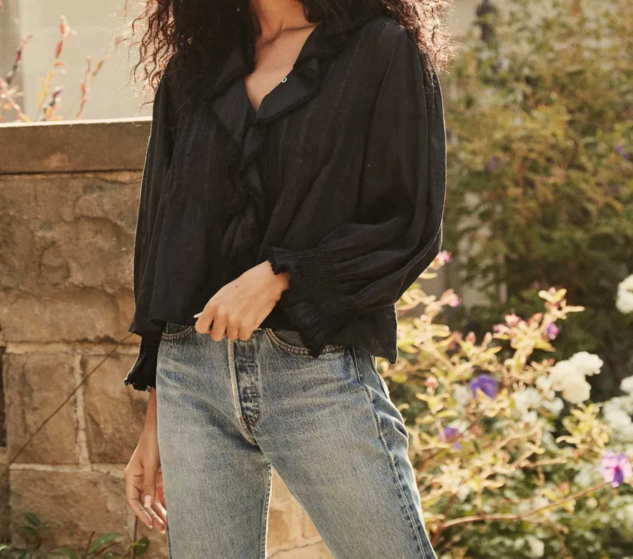 HMD -- RIVER TOP -- BLACK sold by Doen