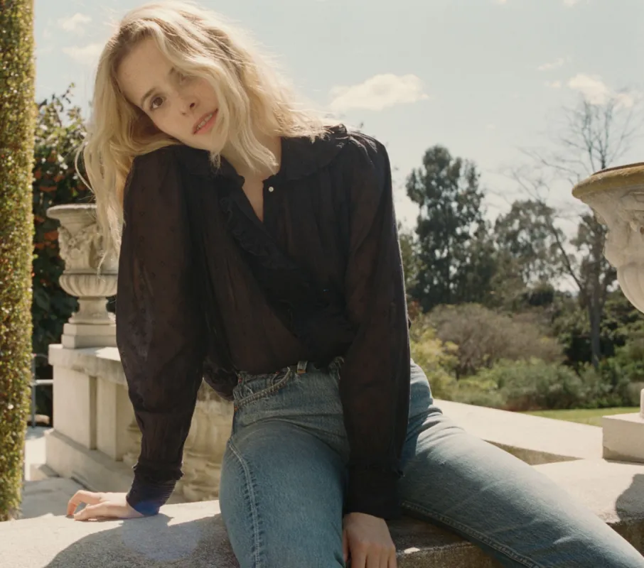 HMD -- DILLY TOP -- DEEP INK sold by Doen