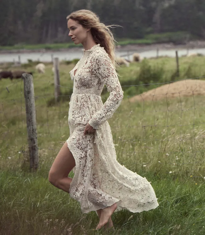 HMD -- ALAYNE DRESS -- MAGNOLIA sold by Doen