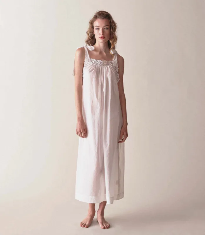 HMD -- ANDANTE NIGHTGOWN -- SALT sold by Doen