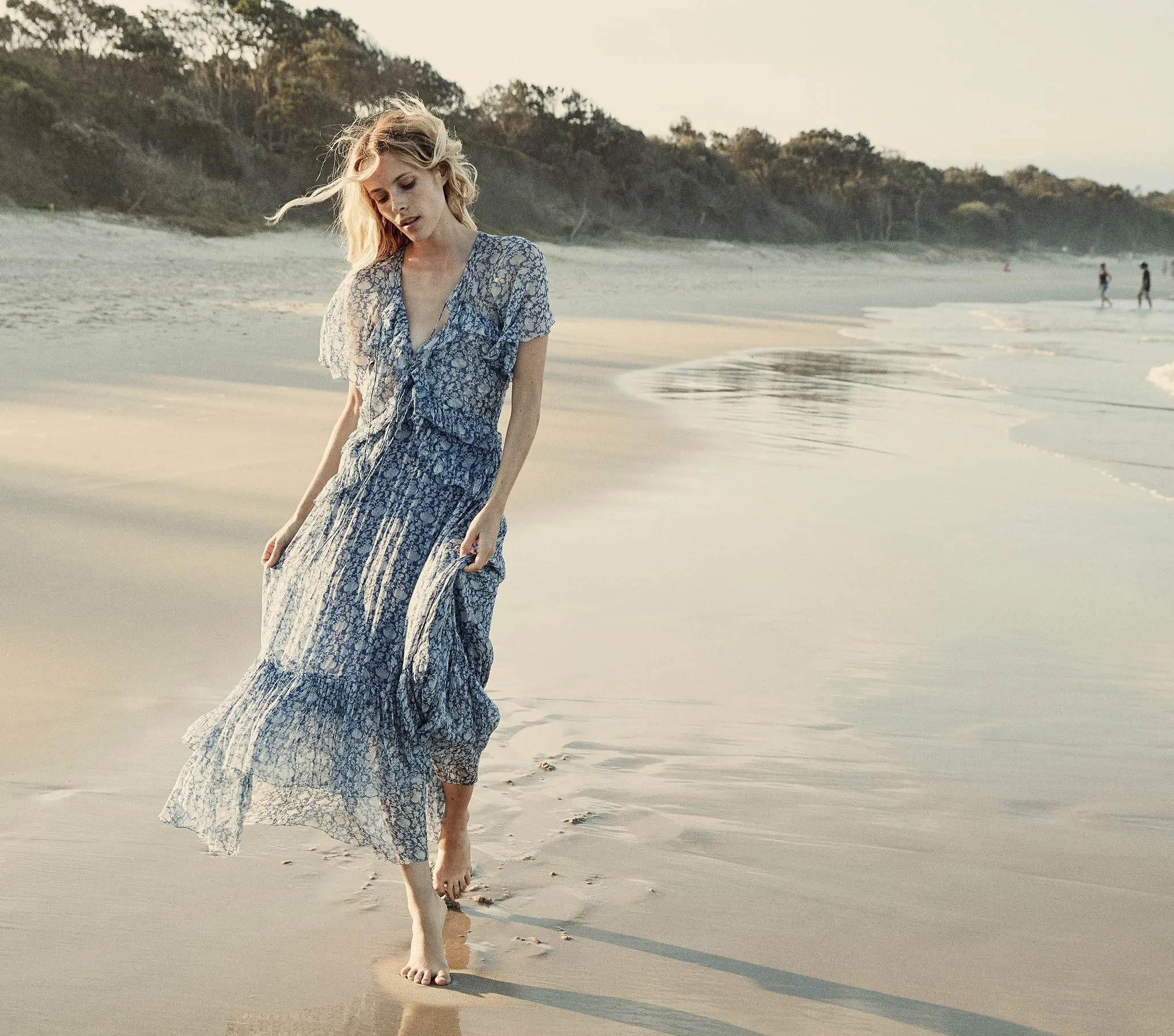 HMD -- ANTOINETTE DRESS -- PORCELAIN BLUE TEA FLORAL | Parallel HMD -- ANTOINETTE DRESS -- PORCELAIN BLUE TEA FLORAL | Parallel
