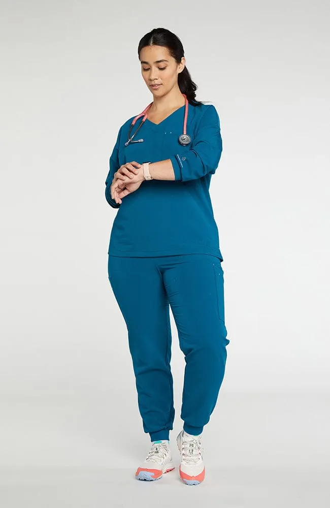 Alpine Dolman ¾ Sleeve 2-Pocket CORE Scrub Top sold by dolan product image thumbnail 2