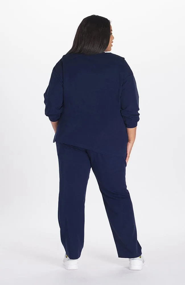 Alpine Dolman ¾ Sleeve 2-Pocket CORE Scrub Top sold by dolan product image thumbnail 4