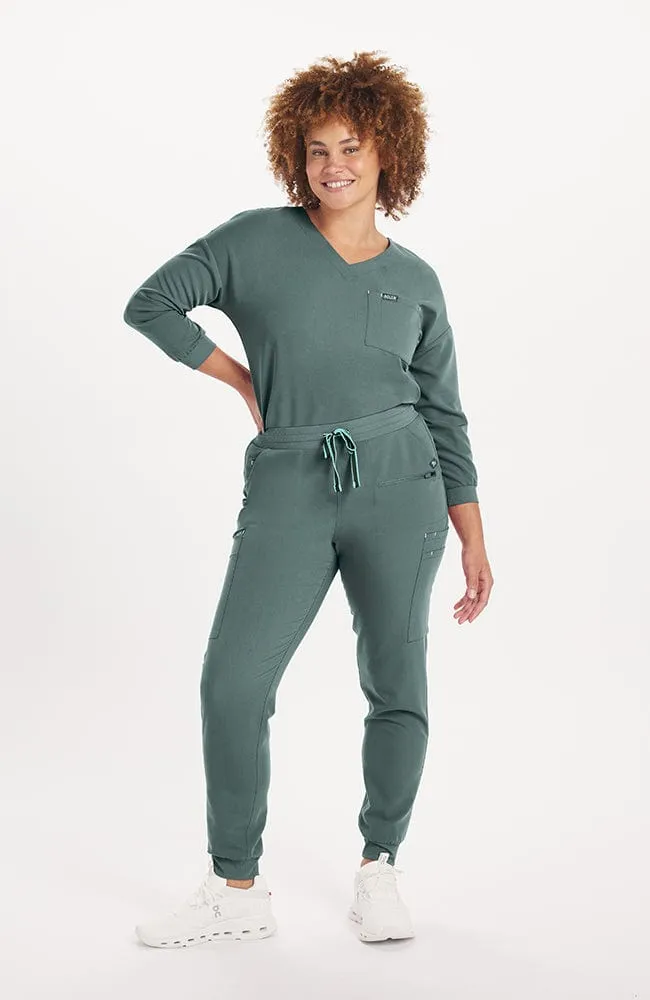 Alpine Dolman ¾ Sleeve 2-Pocket CORE Scrub Top sold by dolan product image thumbnail 3