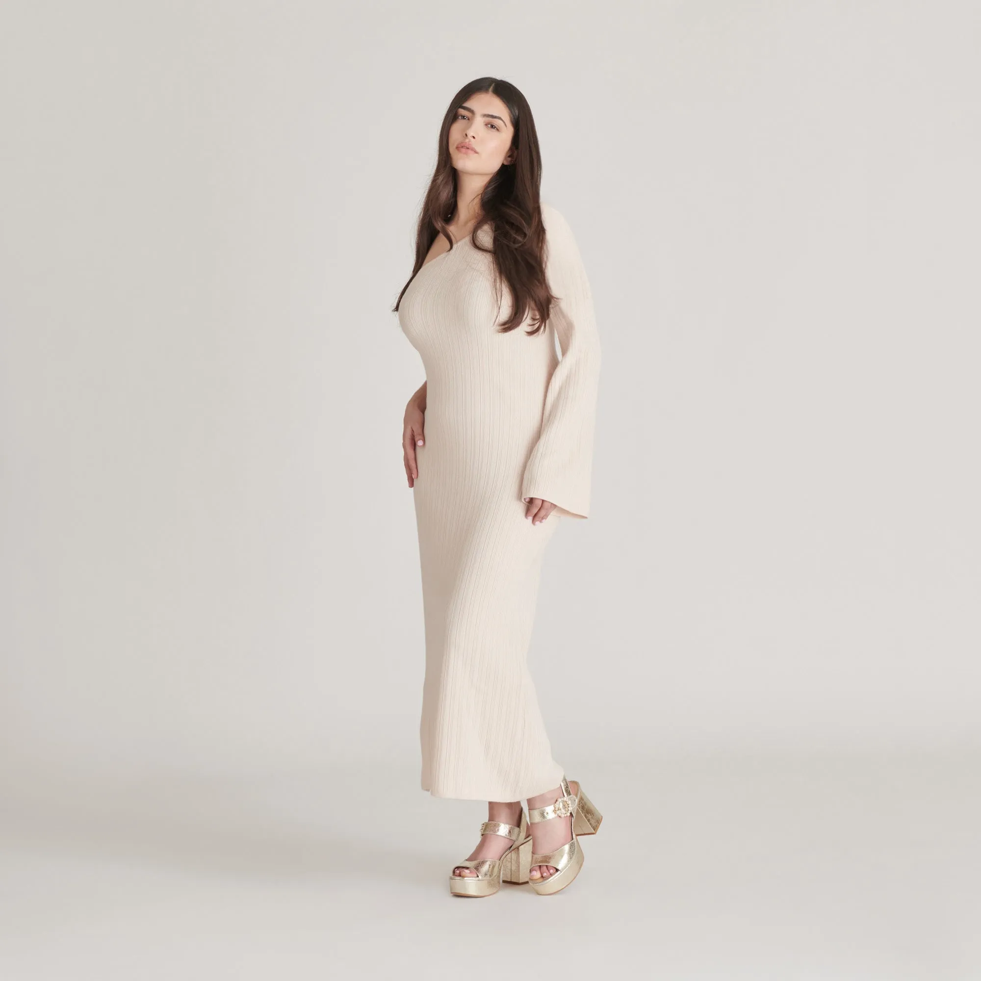 BOBBY PEARL HEELS VINTAGE GOLD PEARLS sold by Dolce Vita product image thumbnail 2