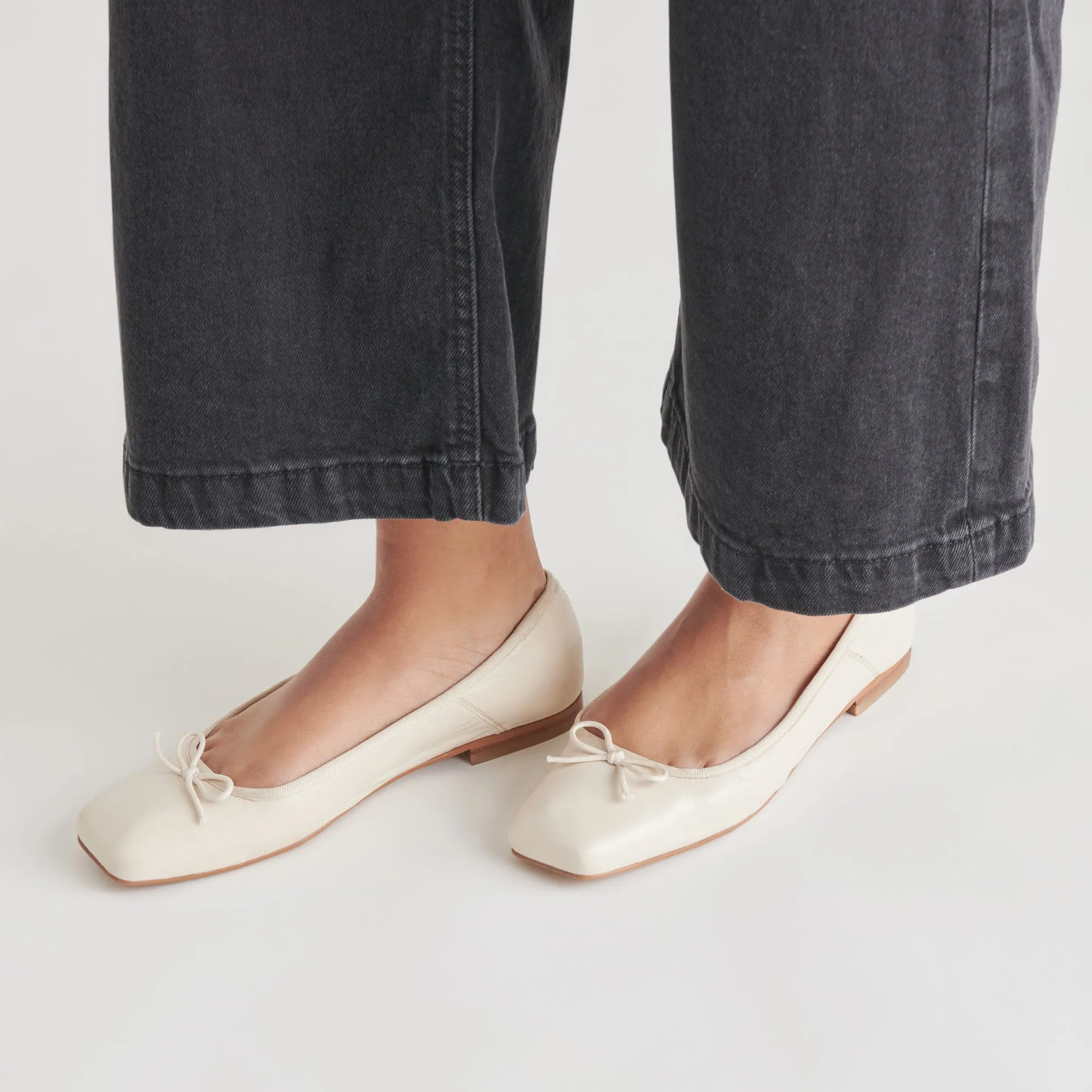 ANISA BALLET FLATS CREME CRINKLE PATENT sold by Dolce Vita product image thumbnail 4