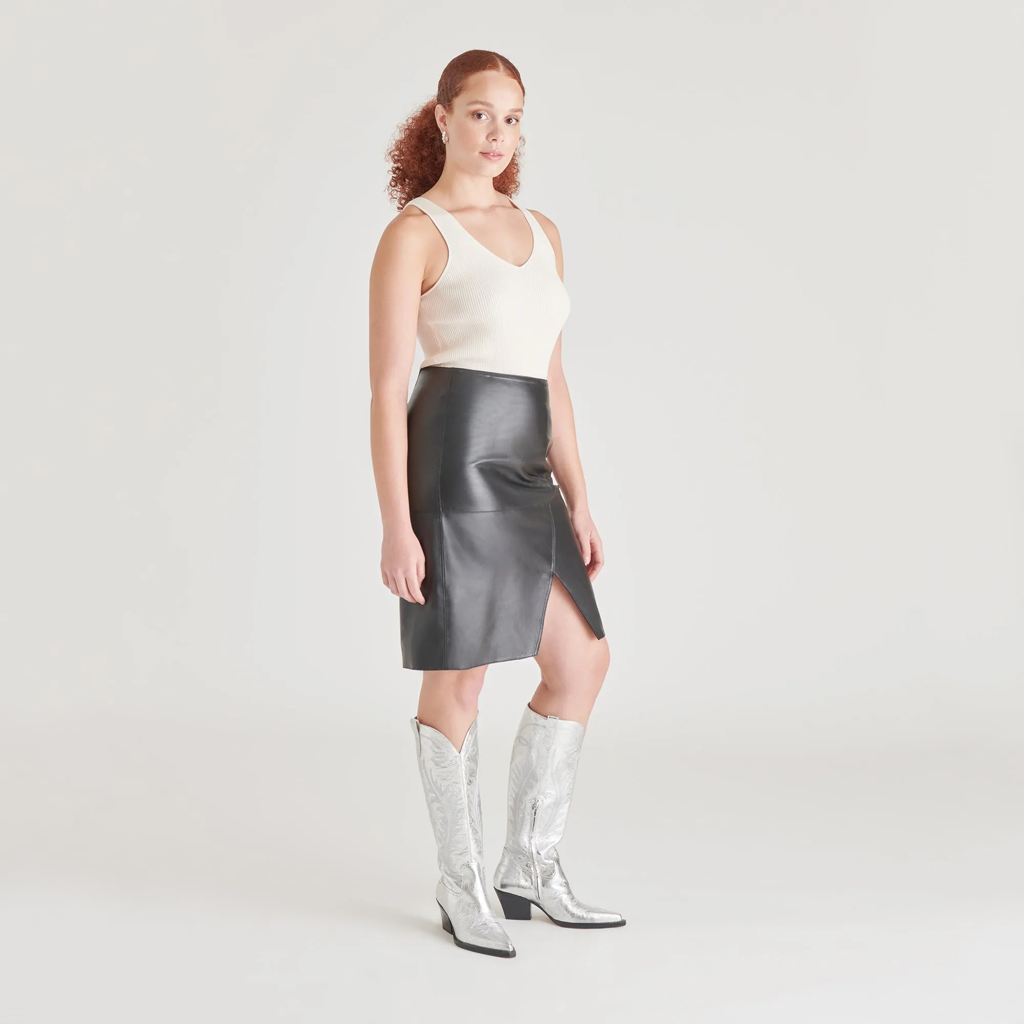 RYATT BOOTS SILVER DISTRESSED LEATHER sold by Dolce Vita product image thumbnail 4