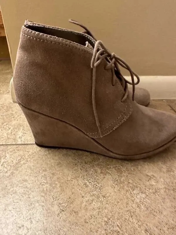 WEDGE BOOTIES TAN - re:vita sold by Dolce Vita product image thumbnail 3