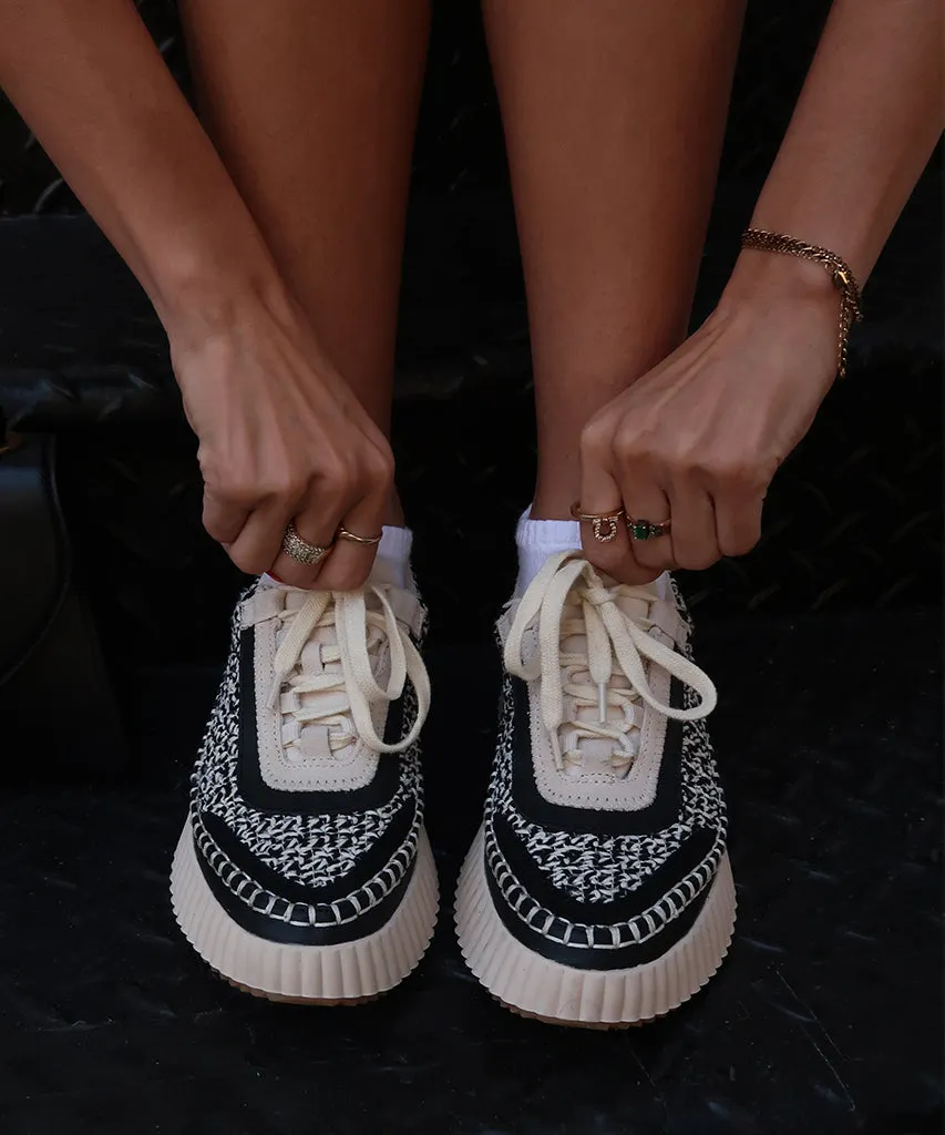 DOLEN SNEAKERS WHITE BLACK WOVEN - re:vita sold by Dolce Vita product image thumbnail 5