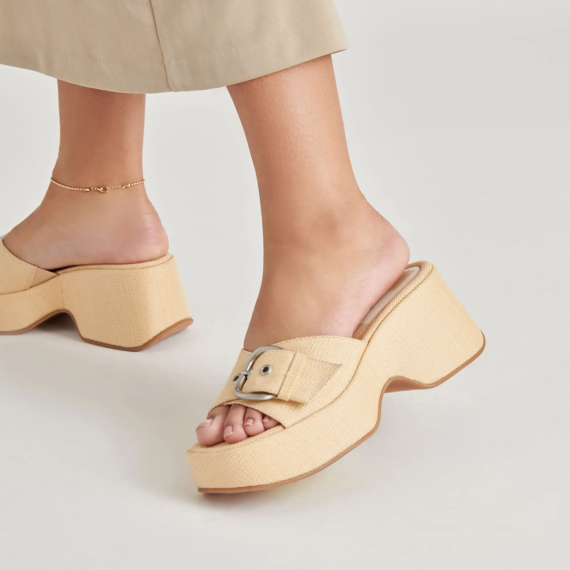 GISEL HEELS LT NATURAL WOVEN RAFFIA sold by Dolce Vita product image thumbnail 2