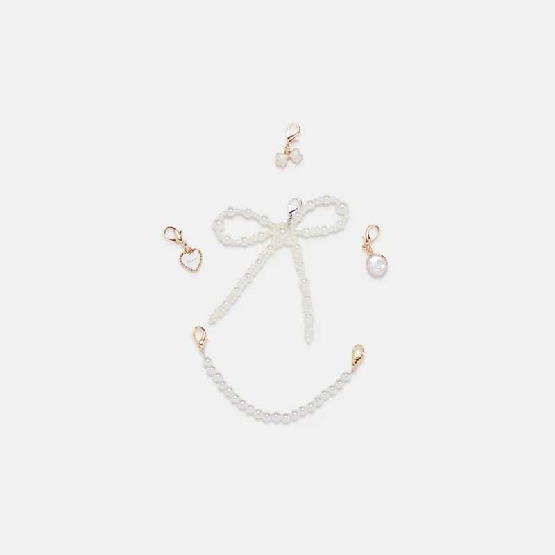 PEARL CHARM PACKAGE ASSORTED sold by Dolce Vita