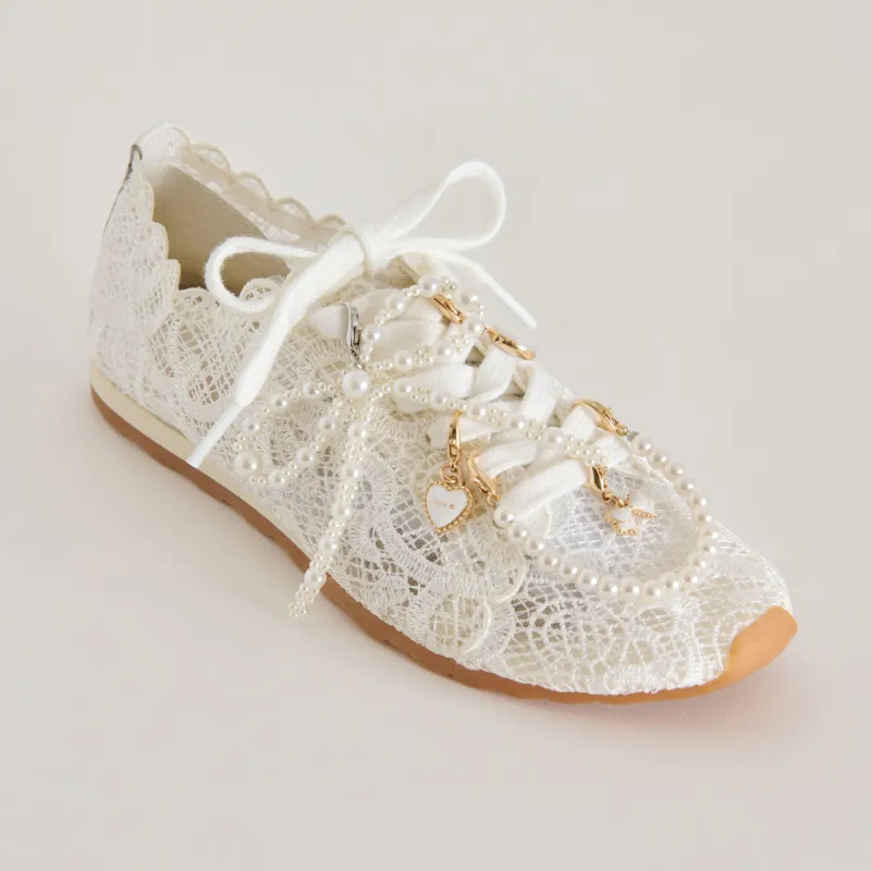 DAYANA SNEAKERS WHITE LACE + PEARL CHARM BUNDLE sold by Dolce Vita