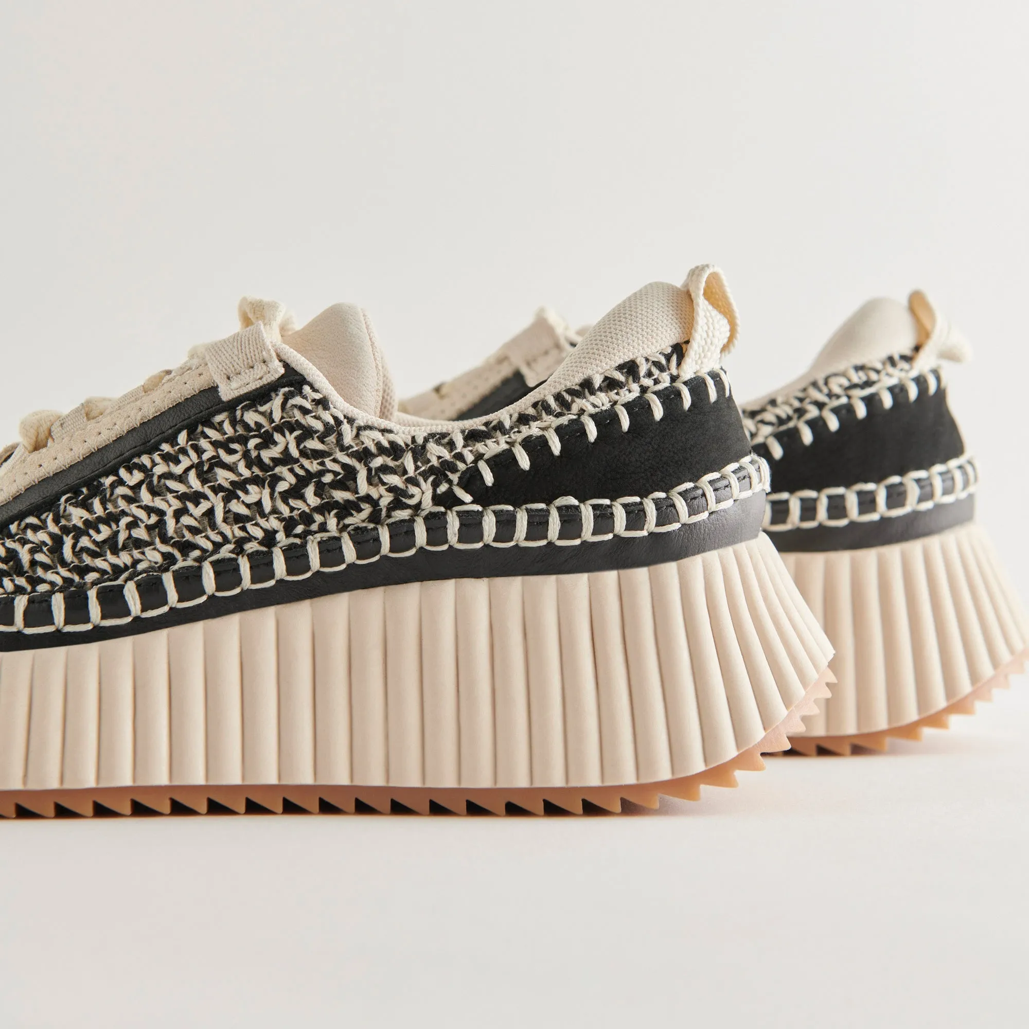 DOLEN SNEAKERS WHITE BLACK WOVEN - re:vita sold by Dolce Vita product image thumbnail 2