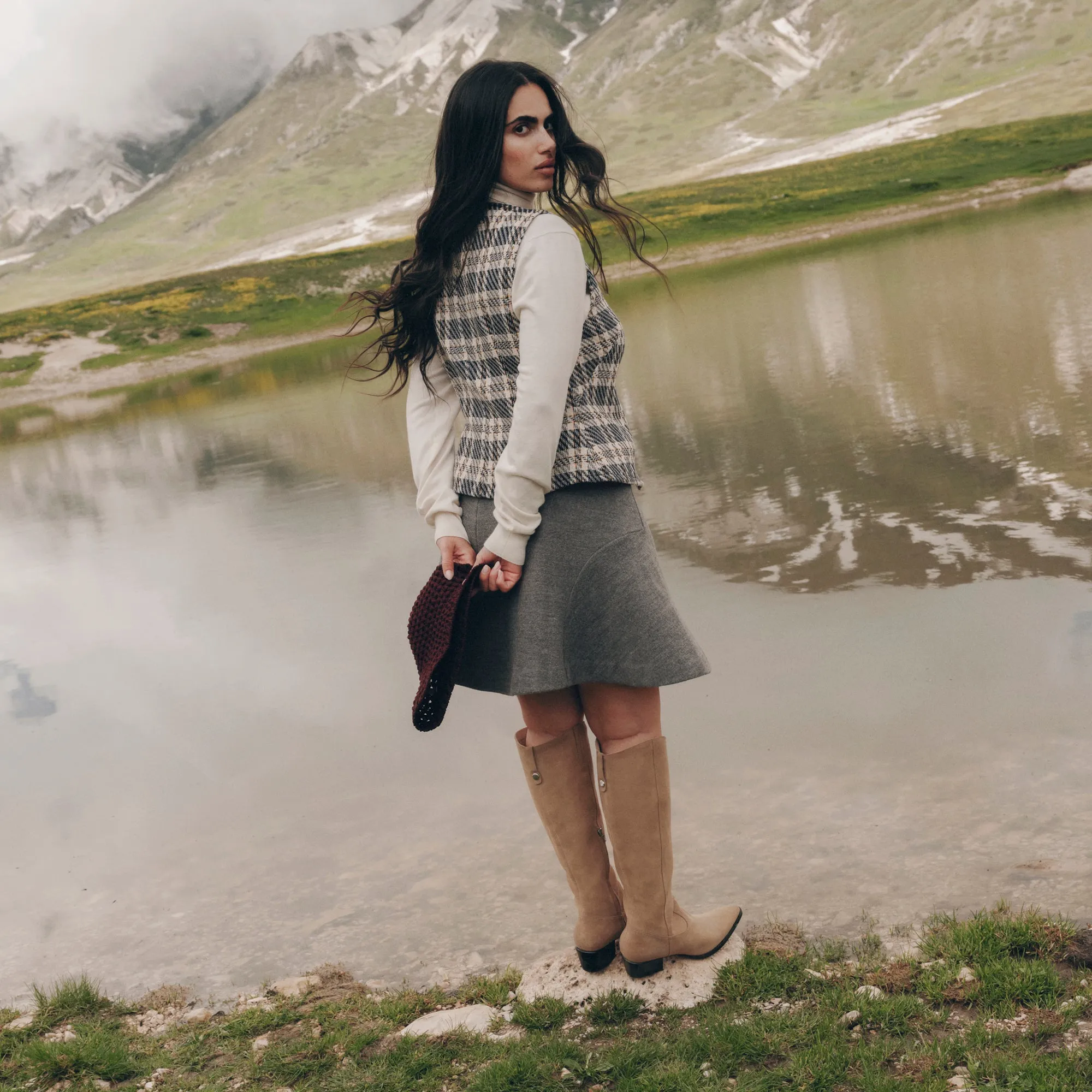 VIRONA H2O BOOTS DK TAUPE SUEDE sold by Dolce Vita product image thumbnail 4