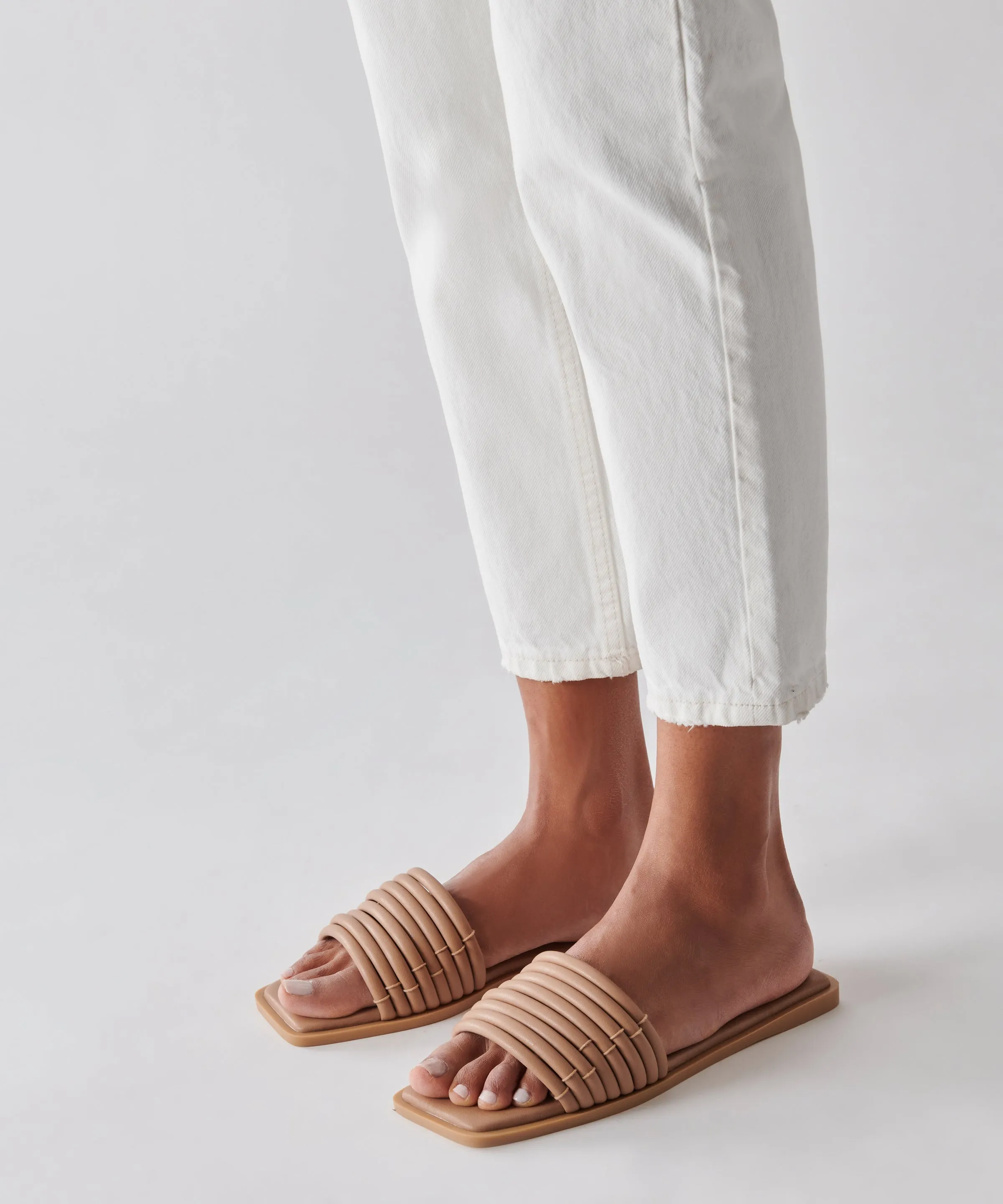 NYX SANDALS CAFE STELLA - re:vita sold by Dolce Vita product image thumbnail 2