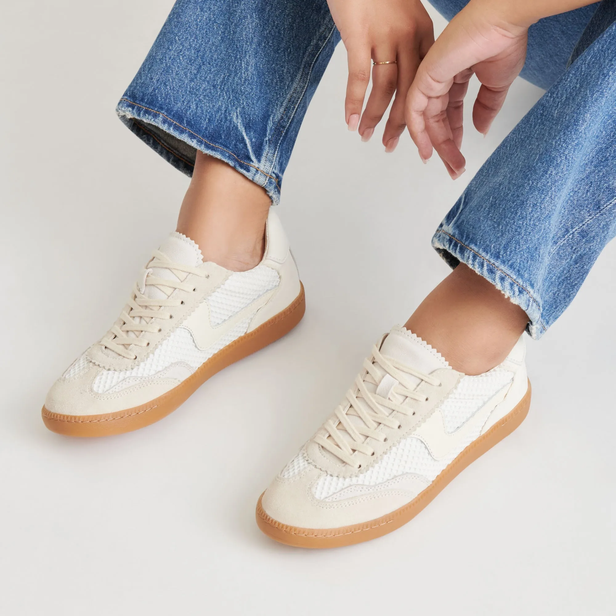 NOTICE MESH SNEAKERS WHITE WOVEN MESH - re:vita sold by Dolce Vita product image thumbnail 5