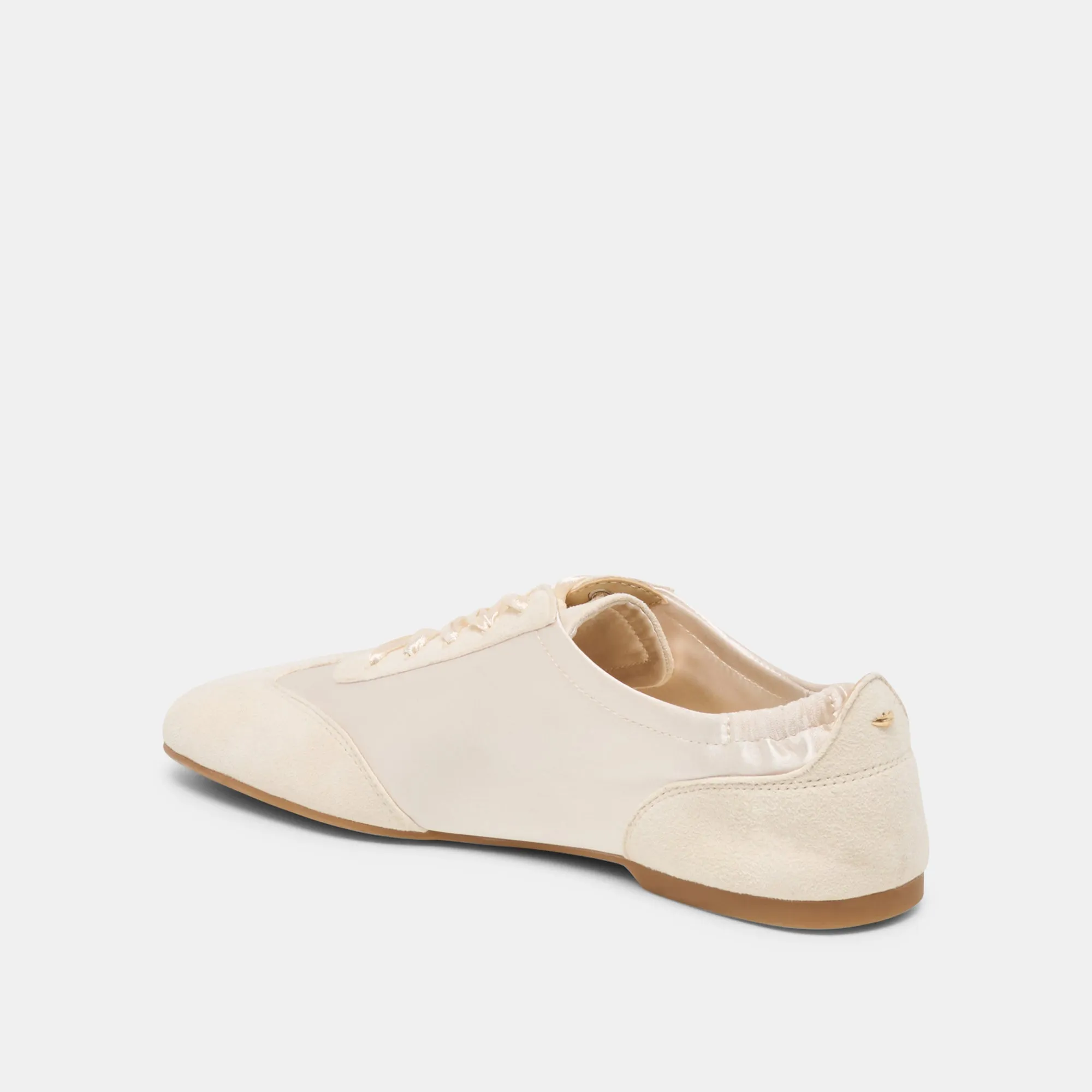 ITZY SNEAKERS VANILLA SATIN sold by Dolce Vita product image thumbnail 5