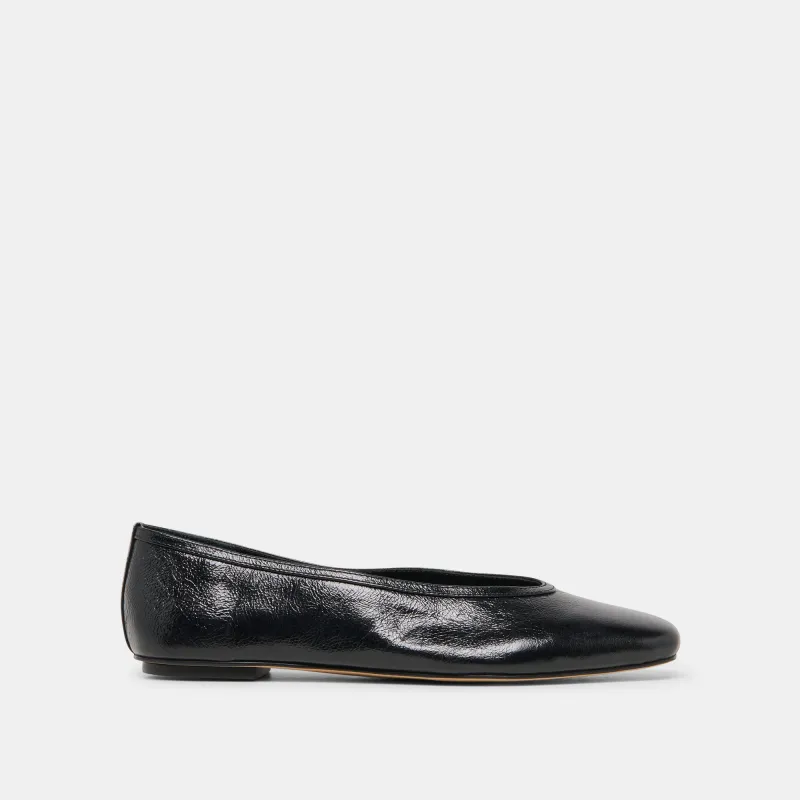 CARET BALLET FLATS BLACK LEATHER made by Dolce Vita