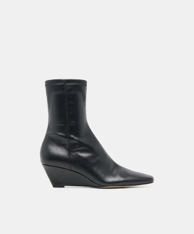 HANIE BOOTIES BLACK STELLA made by Dolce Vita