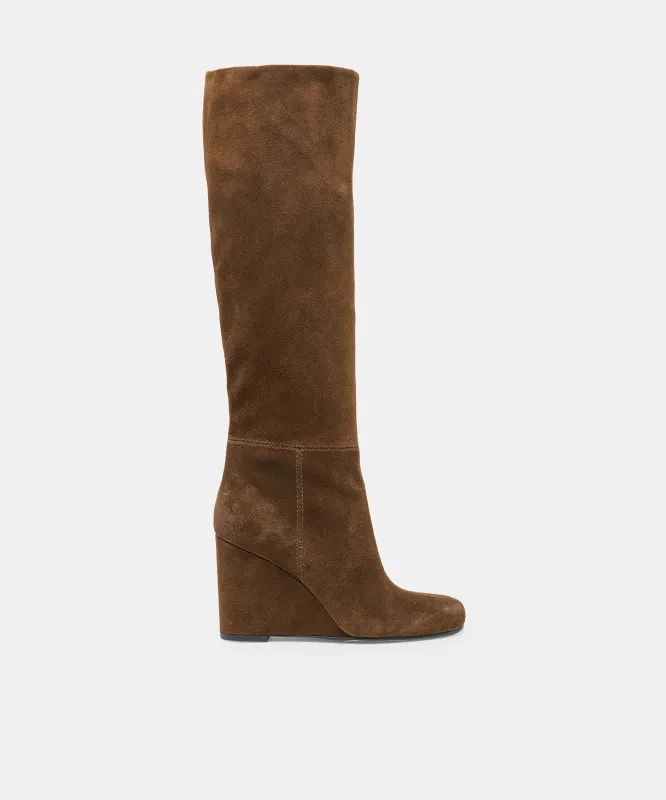 HIRA BOOTS CHESTNUT SUEDE made by Dolce Vita
