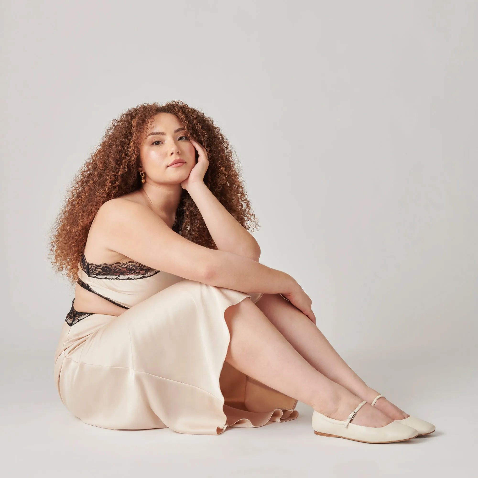 REYES WIDE BALLET FLATS IVORY LEATHER sold by Dolce Vita product image thumbnail 5