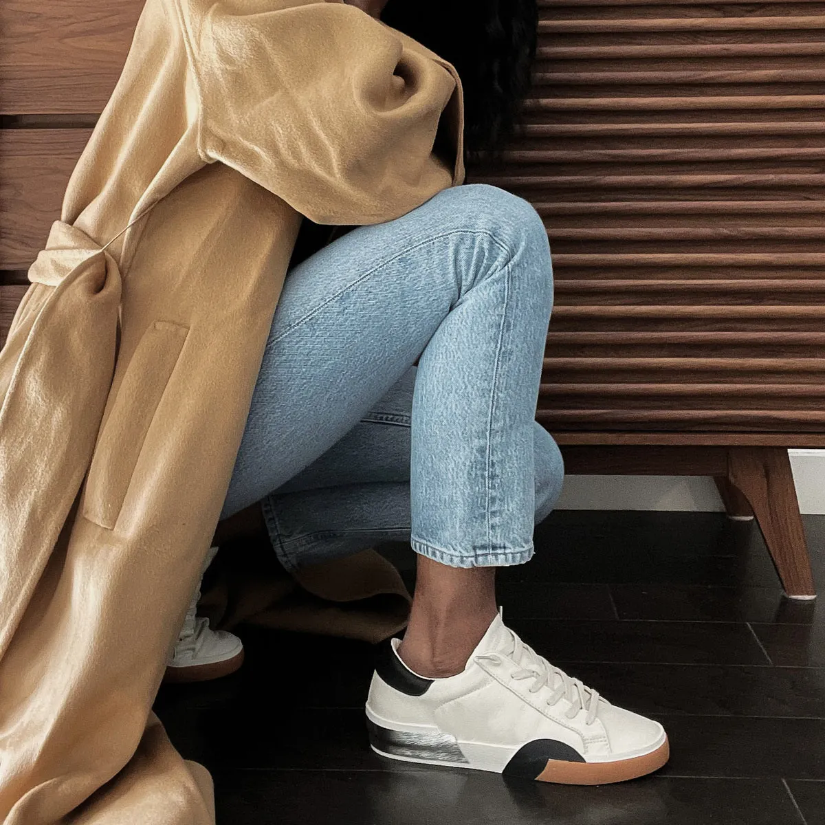 ZINA WIDE SNEAKERS WHITE BLACK LEATHER sold by Dolce Vita product image thumbnail 4