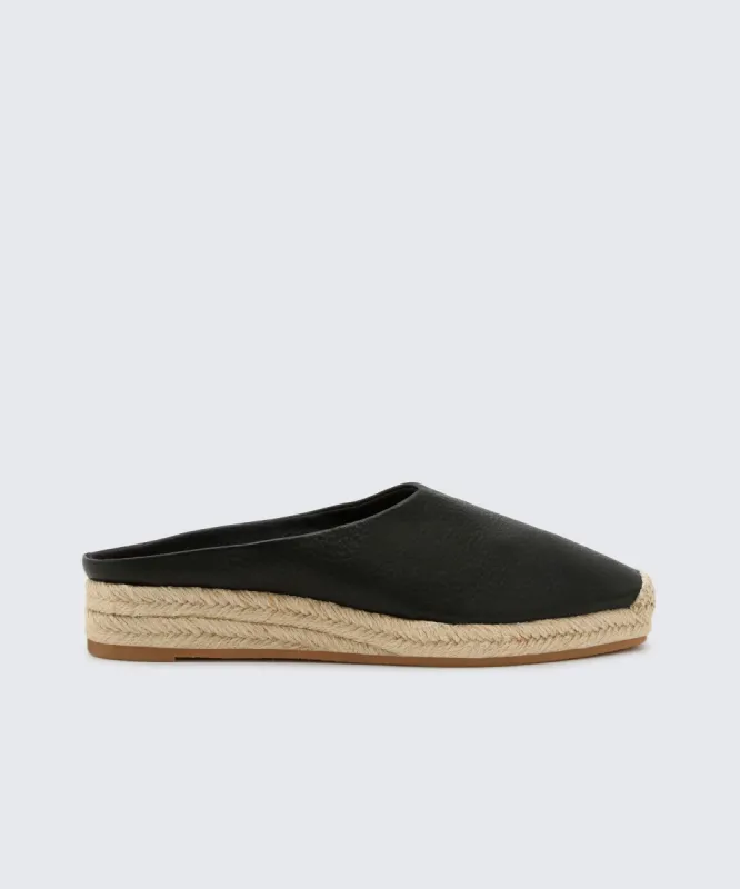 BRANDI FLATS IN BLACK - re:vita sold by Dolce Vita