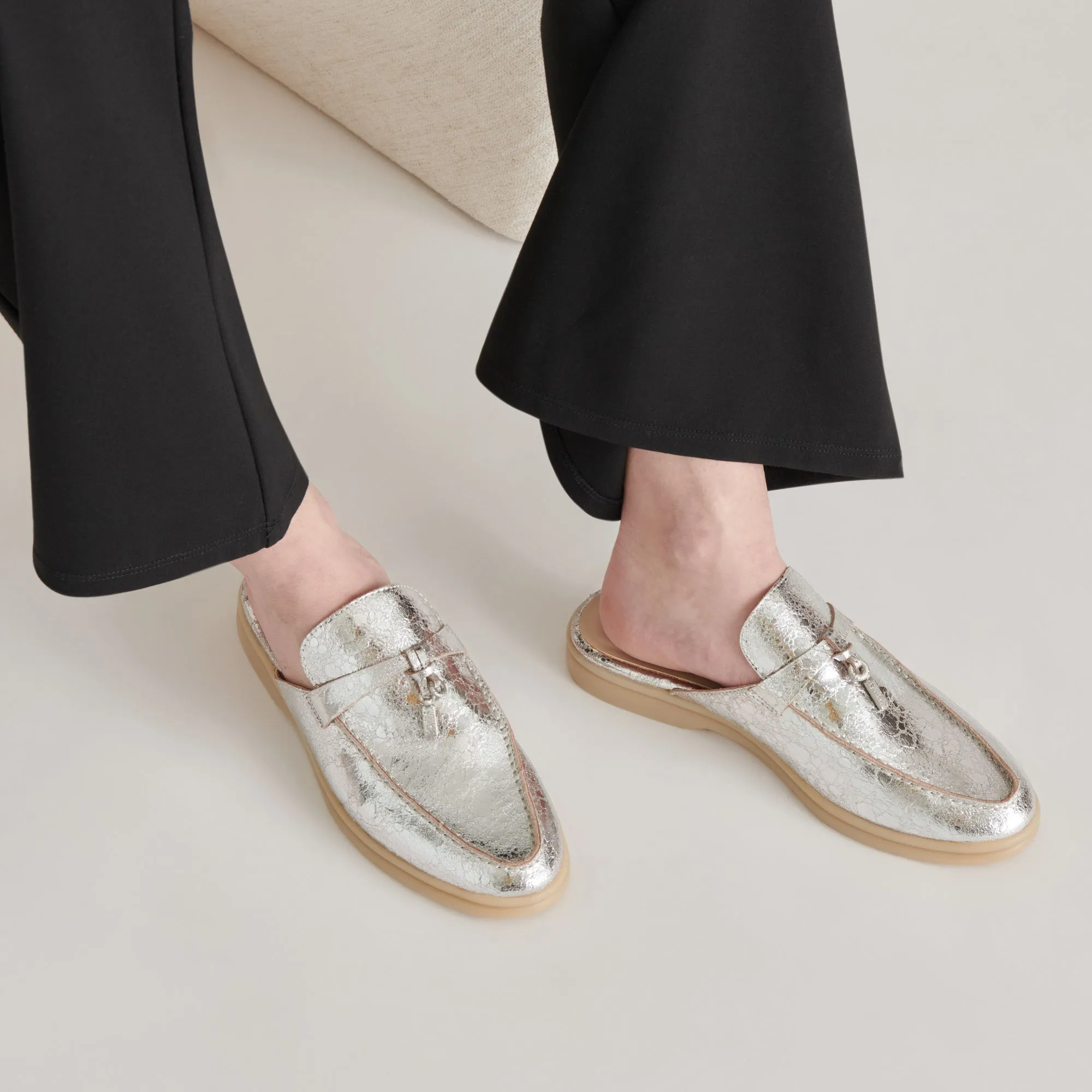 LASAIL FLATS SILVER DISTRESSED LEATHER sold by Dolce Vita product image thumbnail 4