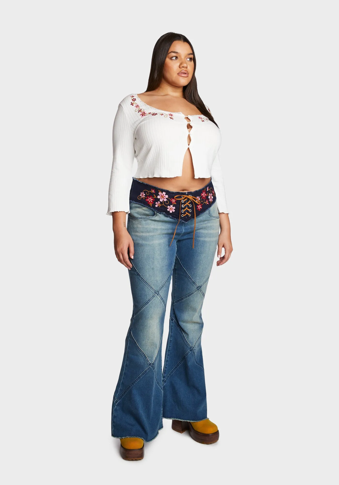 Plus Sidewalk Stroll Crop Cardigan sold by Dolls Kill product image thumbnail 5