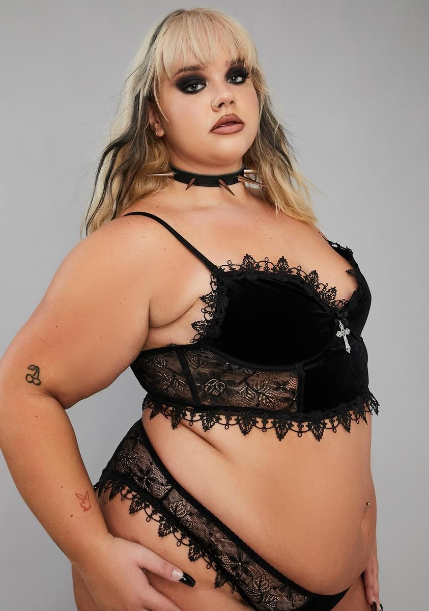 Wicked Dark Morphine Eyes Velvet Bra sold by Dolls Kill product image thumbnail 2