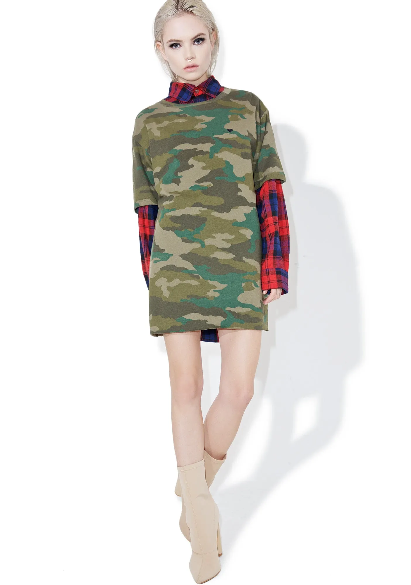 Calvary Tee sold by Dolls Kill product image thumbnail 3