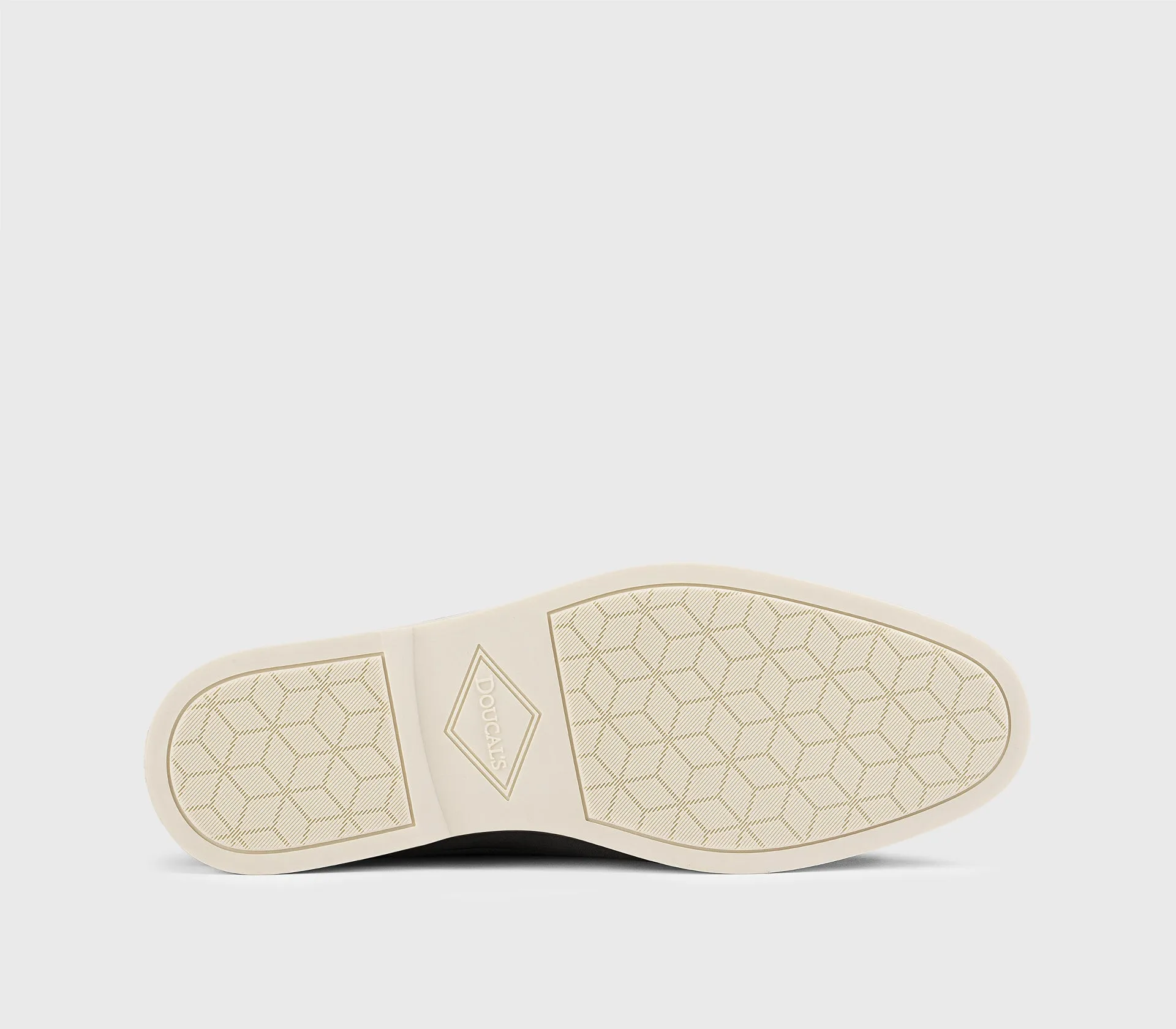 DU3512NWMAUY009GM23 - Stringata a due fori in suede marrone "terre" sold by Doucal's product image thumbnail 4