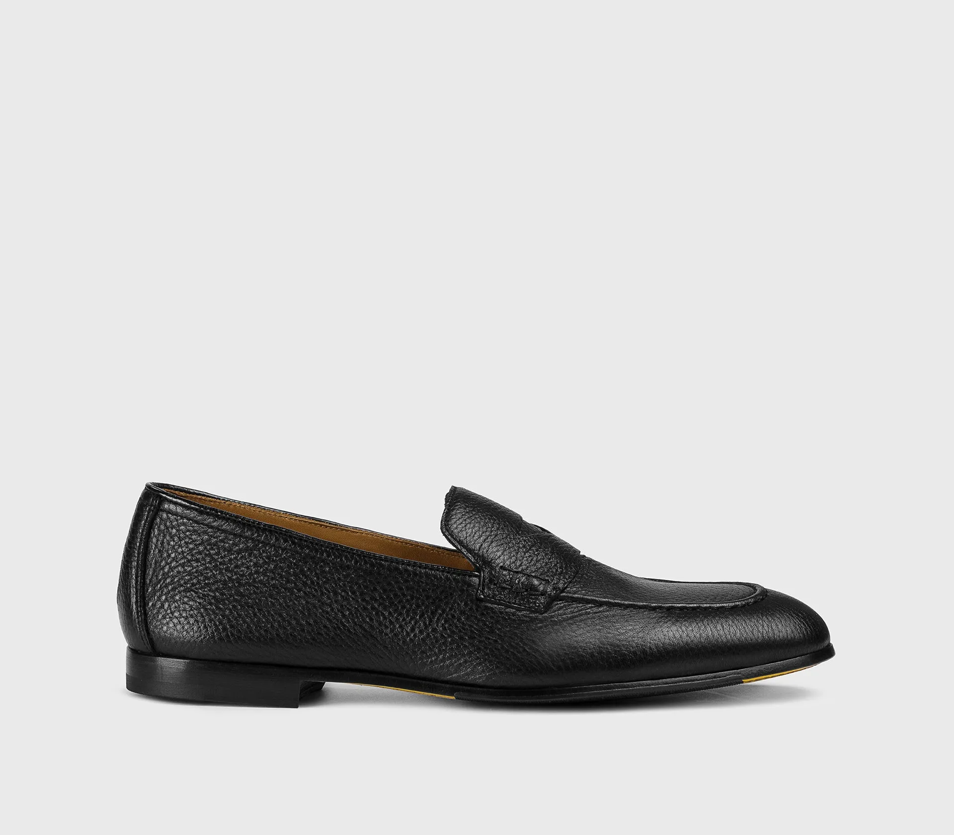 DU2983PANNUF054NN00 - Mocassino in pelle di cervo nero sold by Doucal's