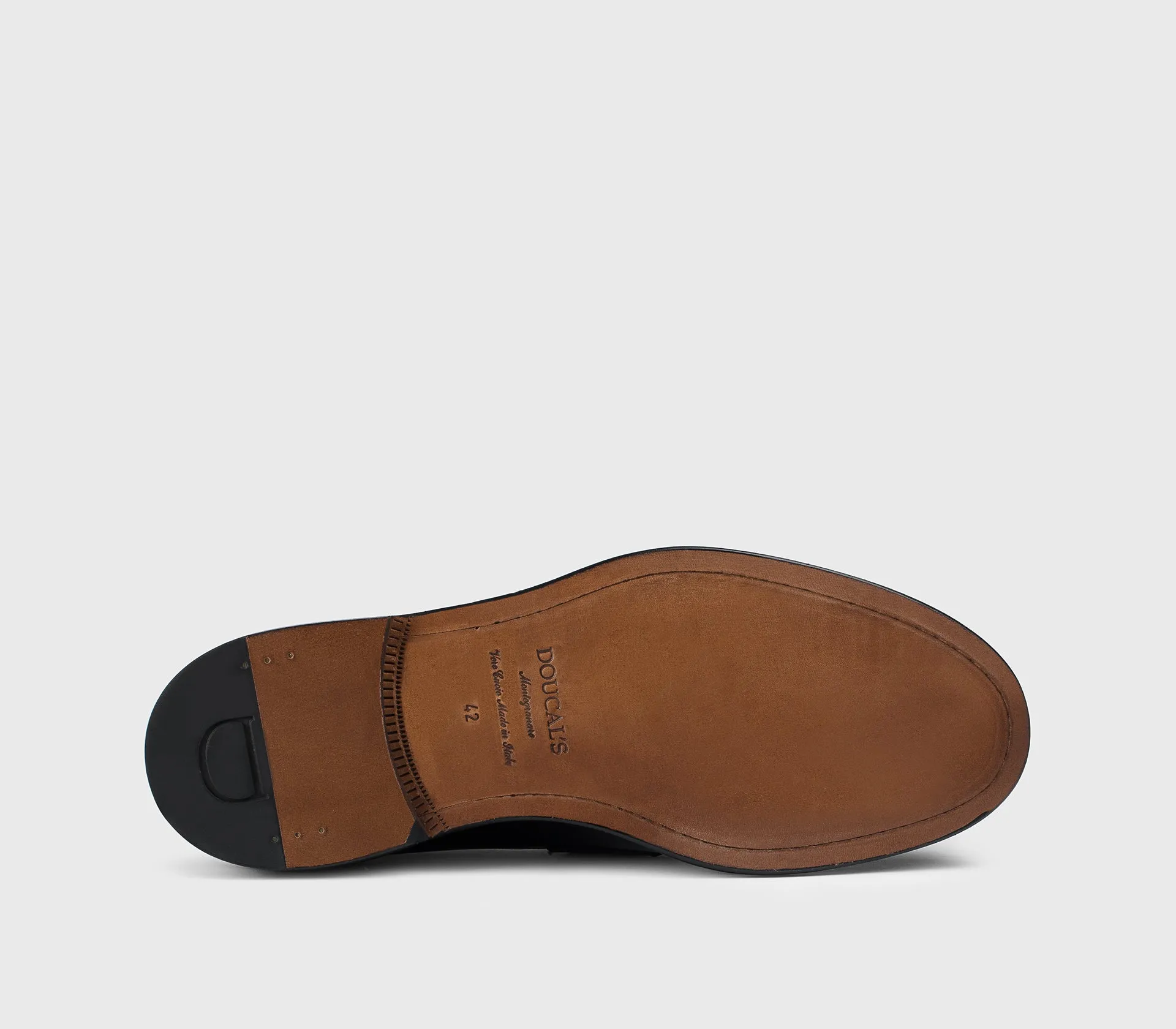 DU2405PHOEUY007NN00 - Mocassino in pelle nero sold by Doucal's product image thumbnail 4