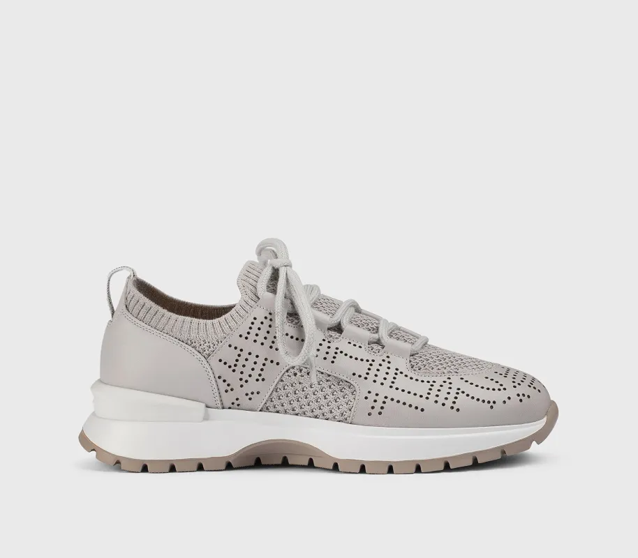 DD8898WHINPZ850SW17 - Sneaker in tessuto tecnico e pelle traforata ghiaccio made by Doucal's