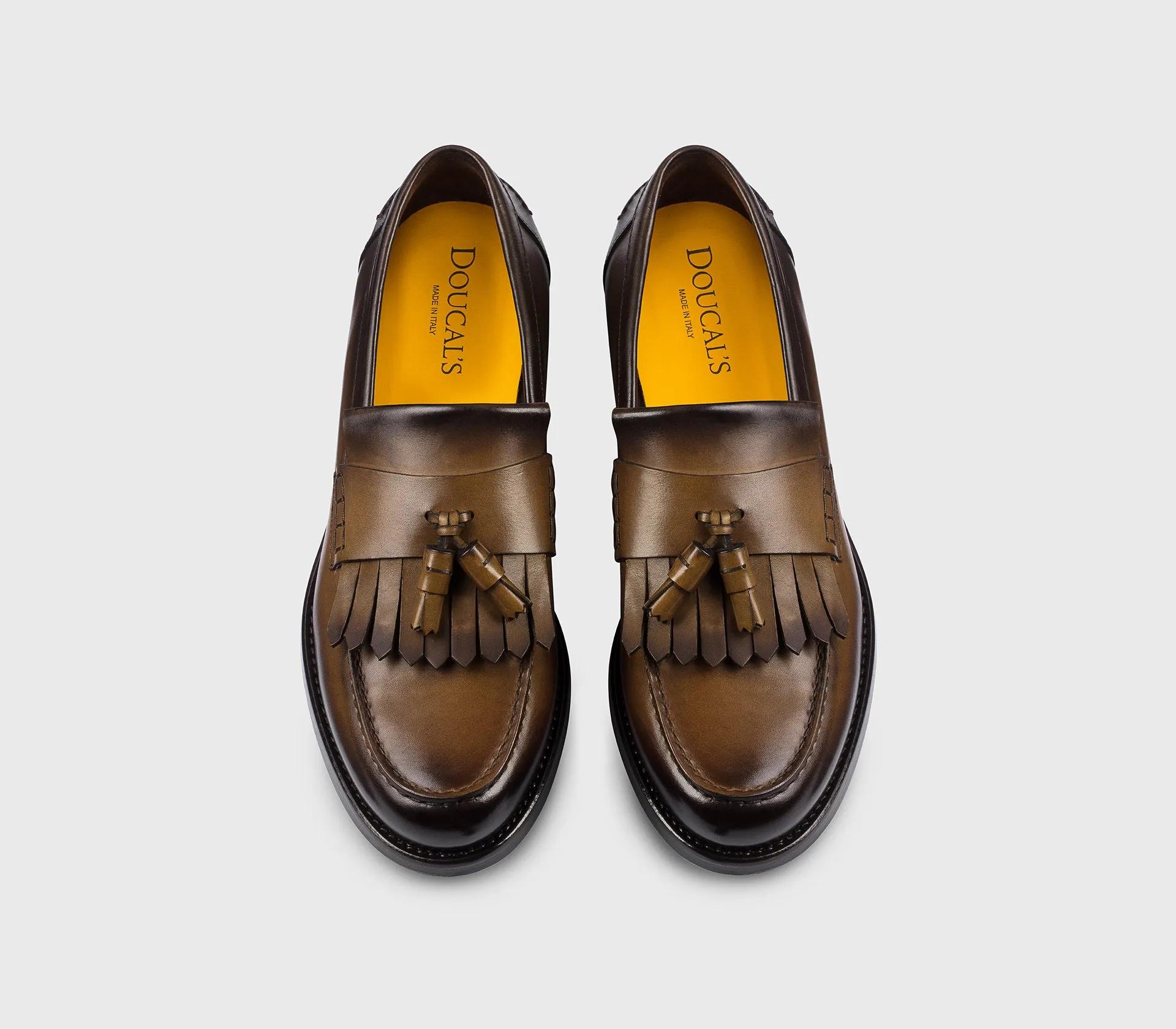 DU3498BRANUF159TM45 - Mocassino con nappine e frangia in pelle marrone "wood" sold by Doucal's product image thumbnail 2