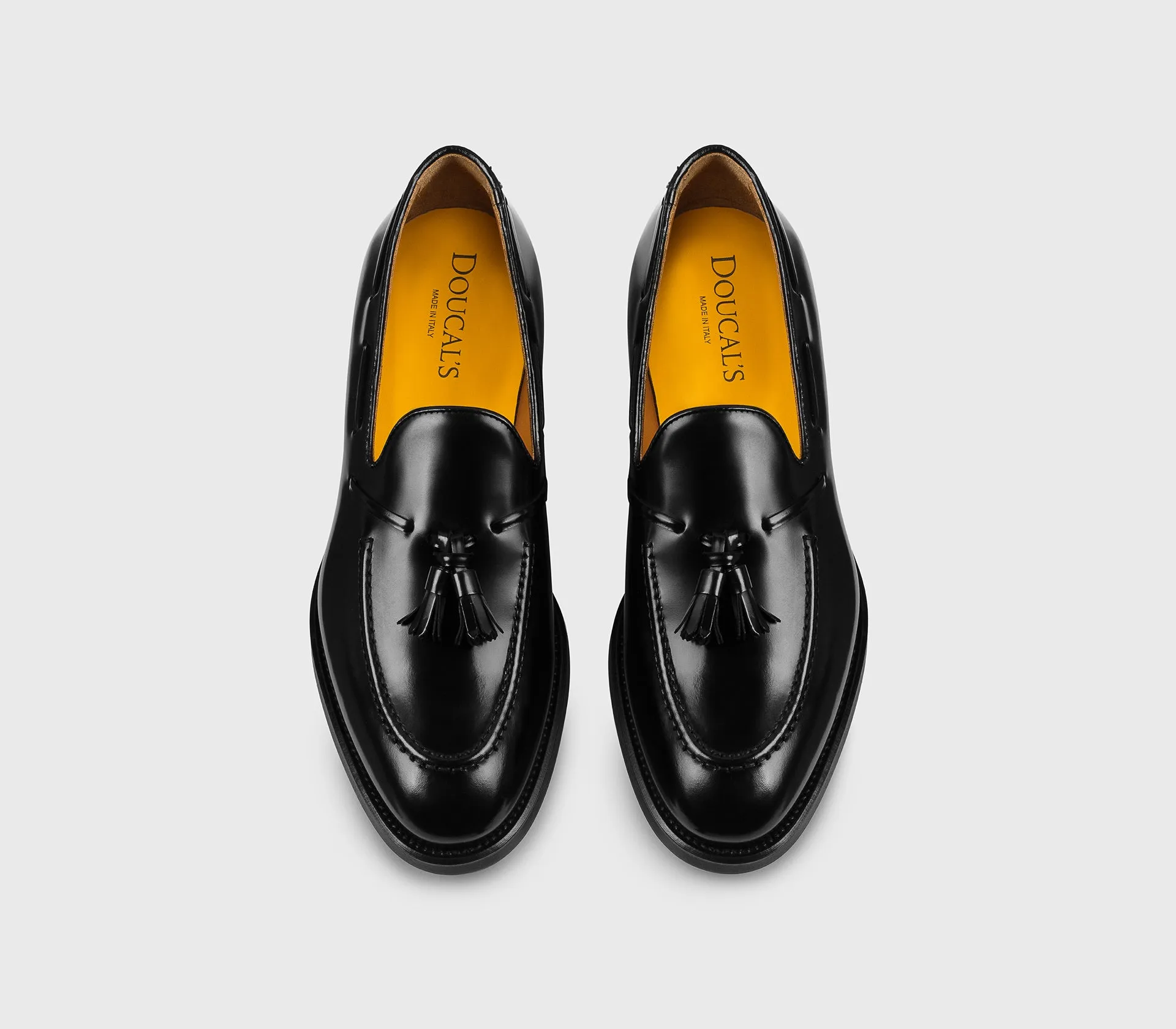 DU3339ORVNUF007NN00 - Mocassino con nappine in pelle nero sold by Doucal's product image thumbnail 2