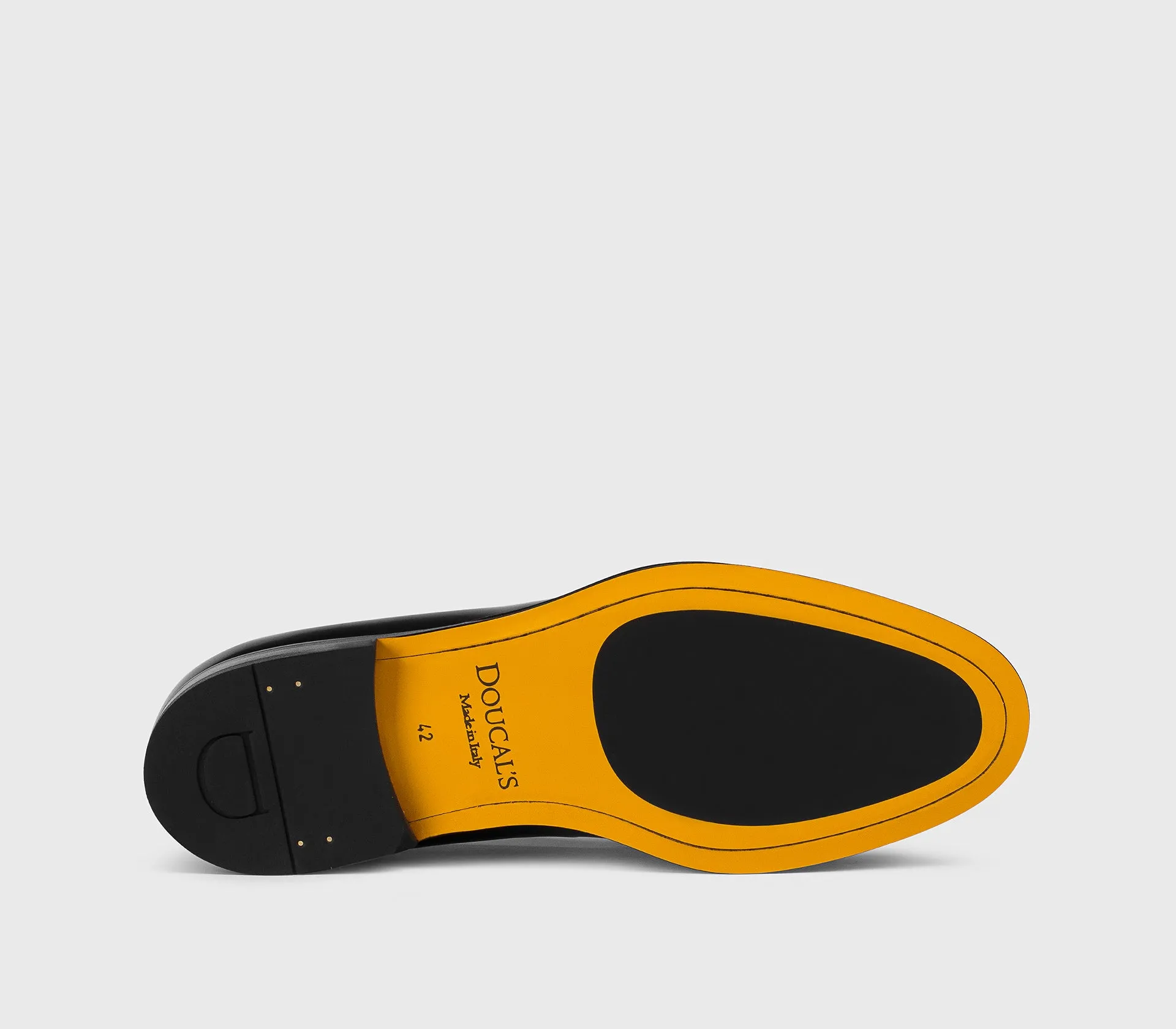 DU3339ORVNUF007NN00 - Mocassino con nappine in pelle nero sold by Doucal's product image thumbnail 4