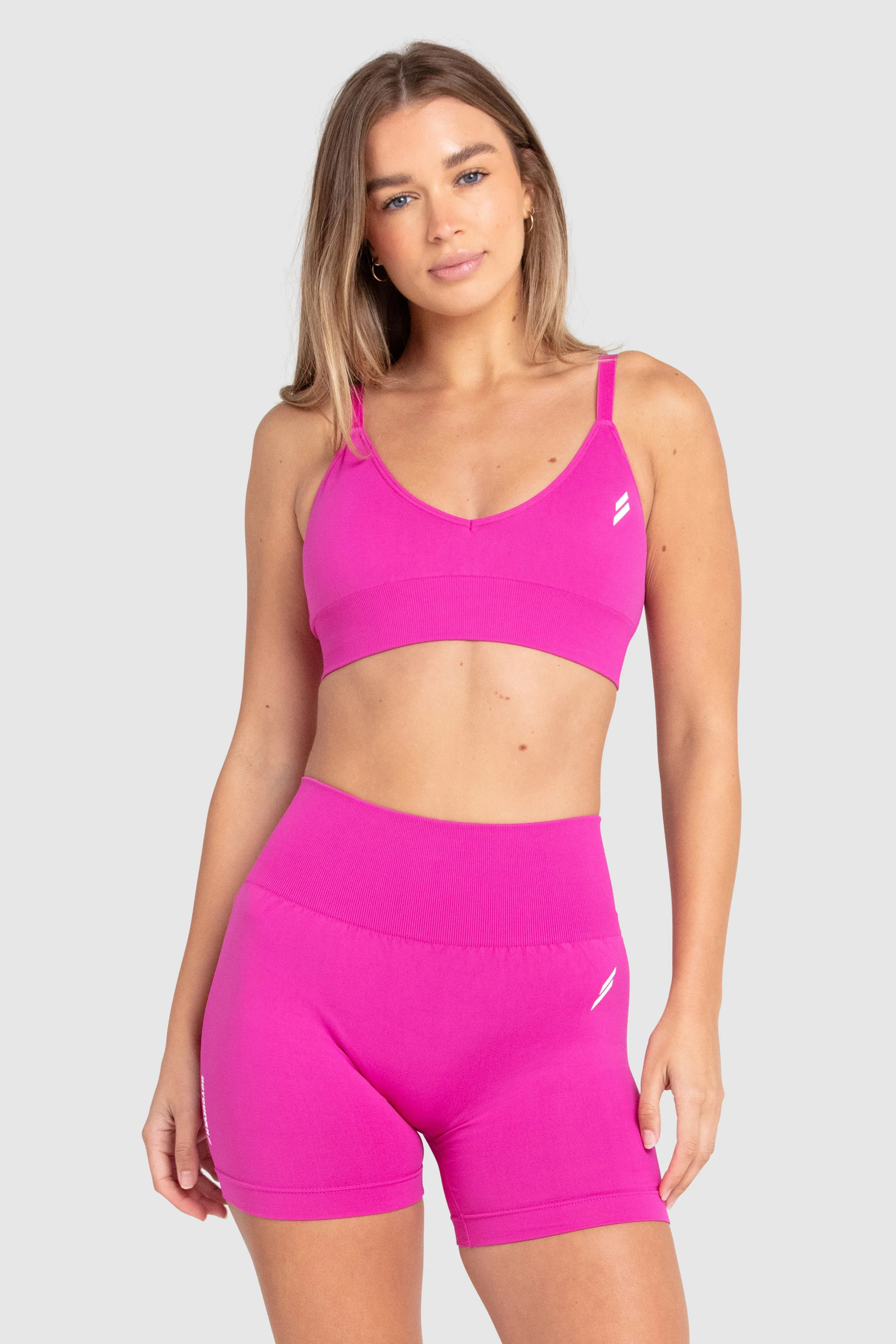 Scrunch 2 Seamless Crop - Hot Pink sold by DOYOUEVEN product image thumbnail 2