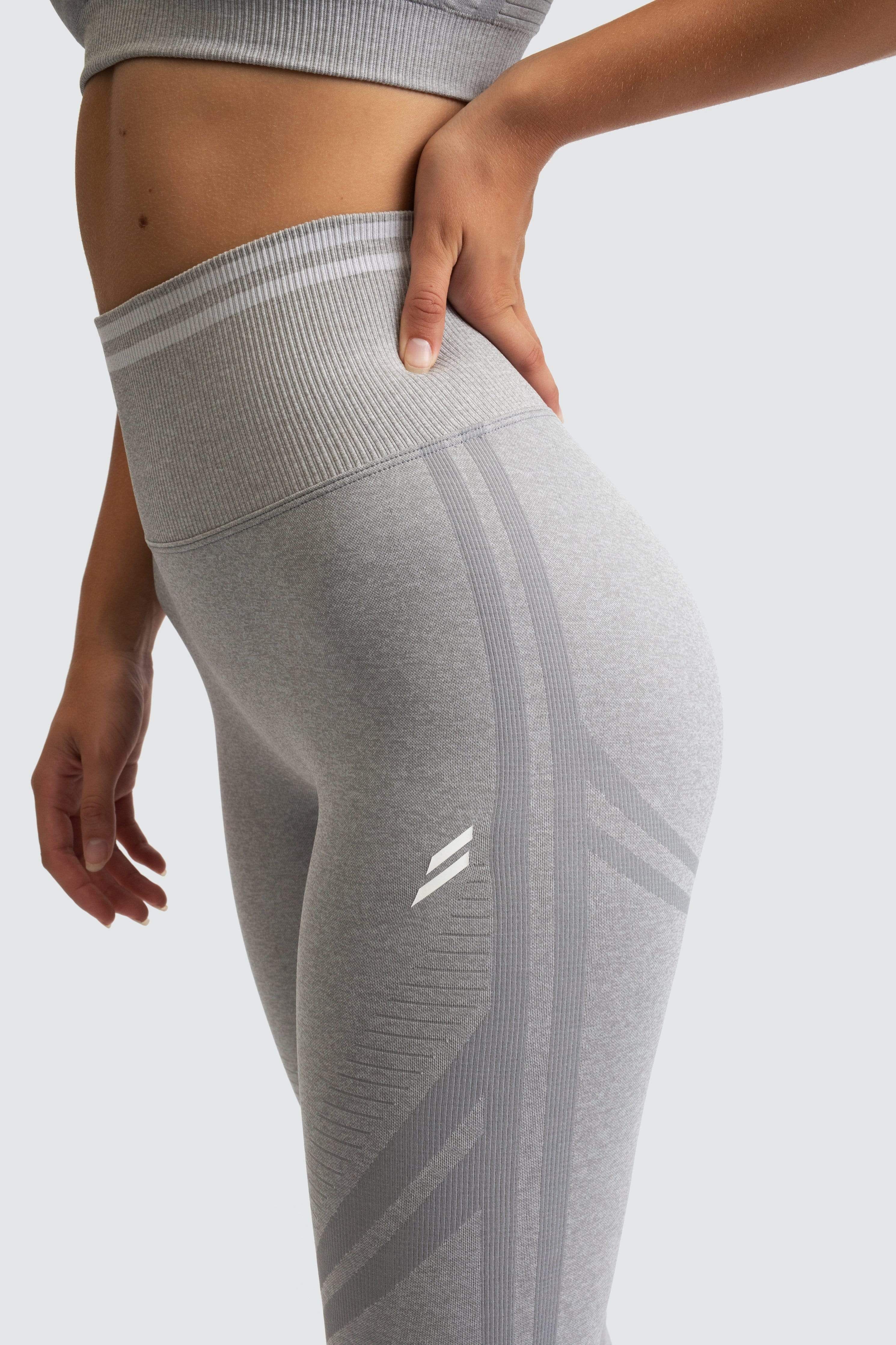 DYE Scrunch Seamless Leggings - Grey Marl sold by DOYOUEVEN product image thumbnail 6