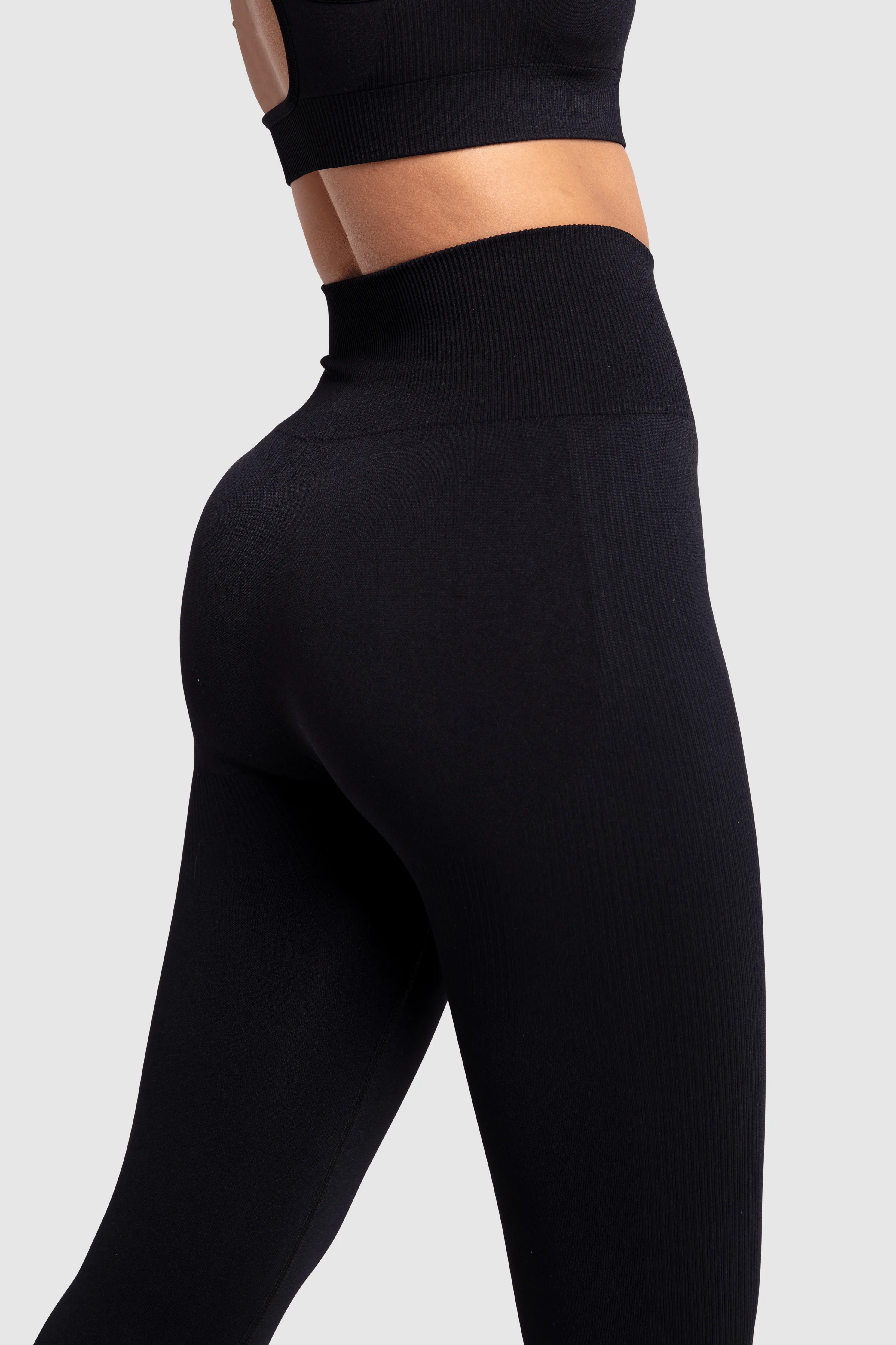 Impact Solid Leggings - Jet Black sold by DOYOUEVEN product image thumbnail 4