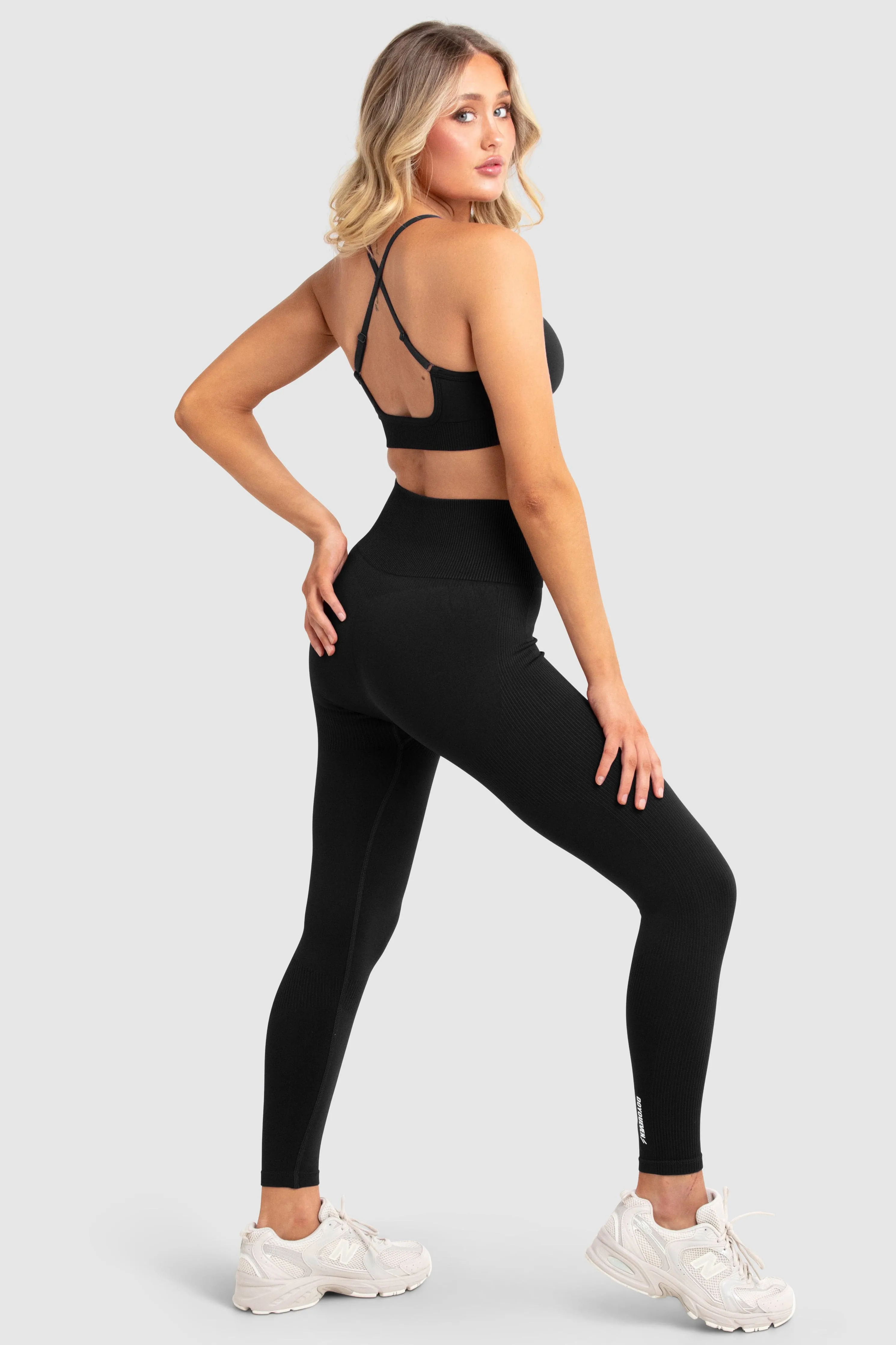Impact Seamless Leggings - Jet Black sold by DOYOUEVEN product image thumbnail 5